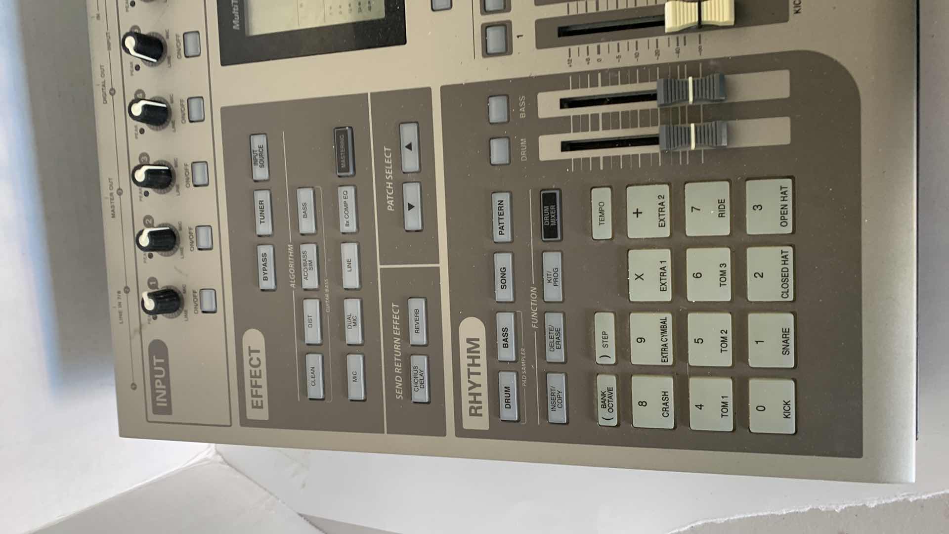 Photo 1 of ZOOM MULTITRAK RECORDING STUDIO MRS-1068