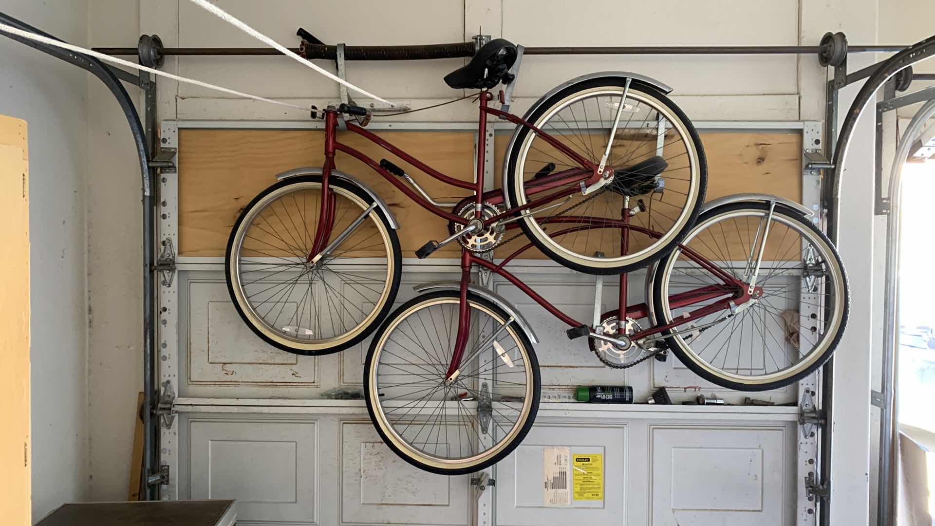 Photo 1 of 2- BEACH CRUISER MURRAY BICYCLES. 26"