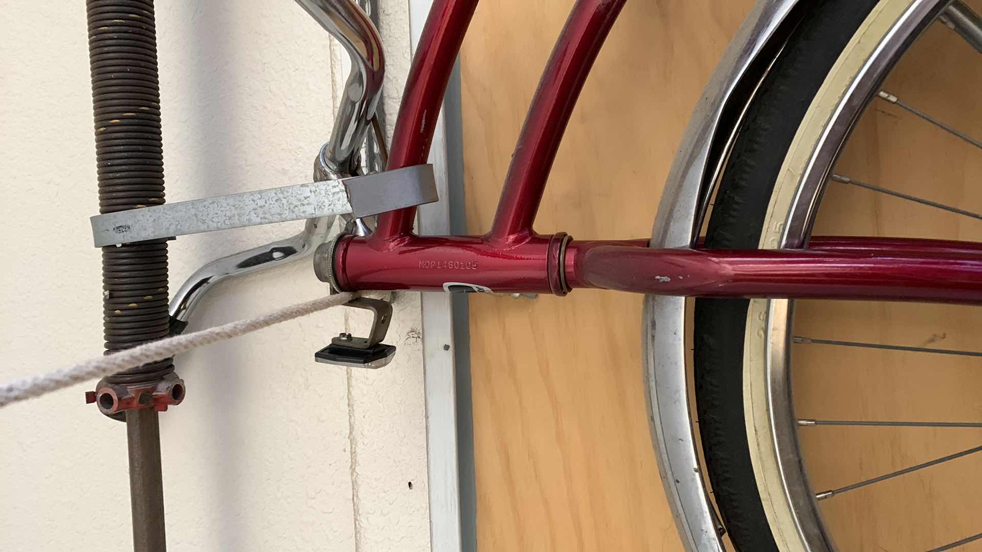 Photo 1 of 2- BEACH CRUISER MURRAY BICYCLES. 26"