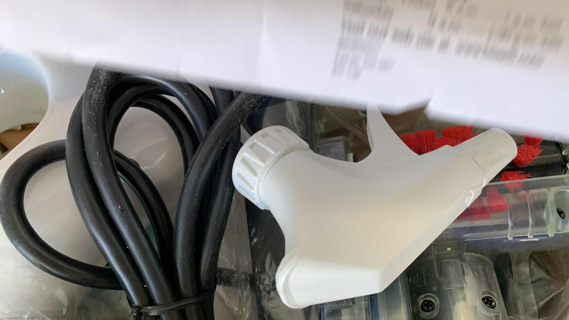 Photo 1 of BISSELL  HAND STEAM AND CLEAN DEVICE. 