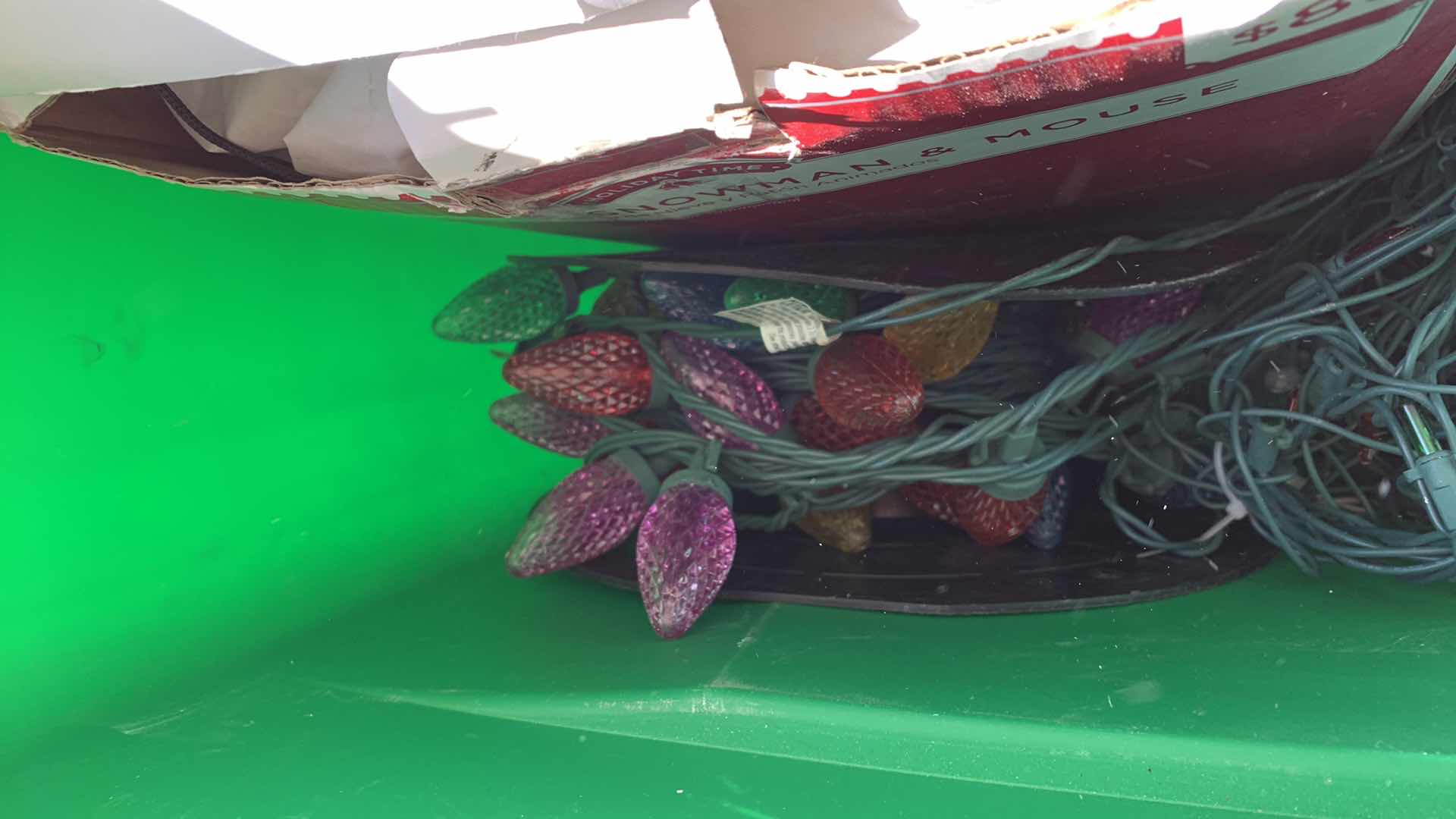 Photo 1 of CONTENTS OF TOTE -9' ANIMATED SNOWMAN AND CHRISTMAS LIGHTS