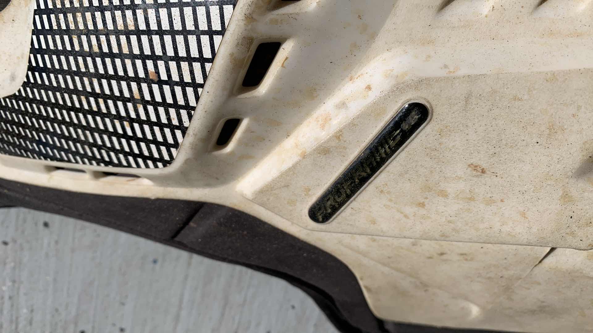 Photo 1 of FOX OFF-ROAD MOTORCYCLE CHEST AND BACK PROTECTOR SIZE L/XL