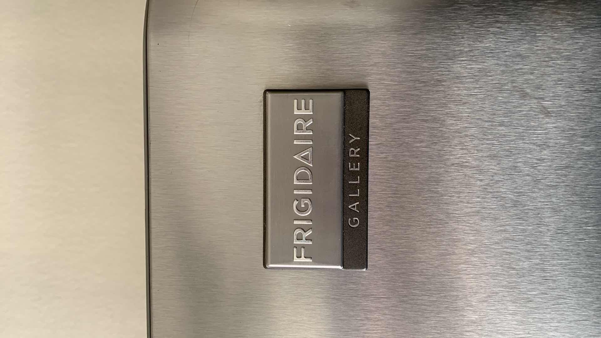 Photo 7 of FRIGIDAIRE GALLERY REFRIGERATOR FREEZER MODEL LGHC2342LFO