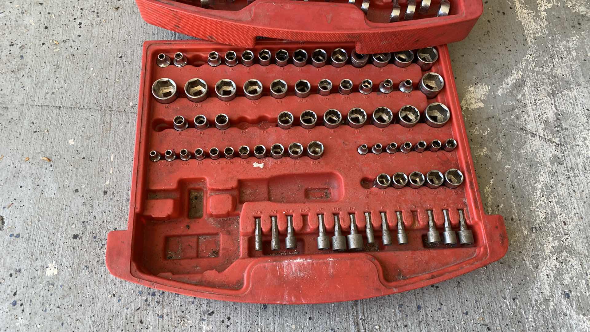 Photo 2 of GEARWRENCH TOOLBOX AND TOOLS