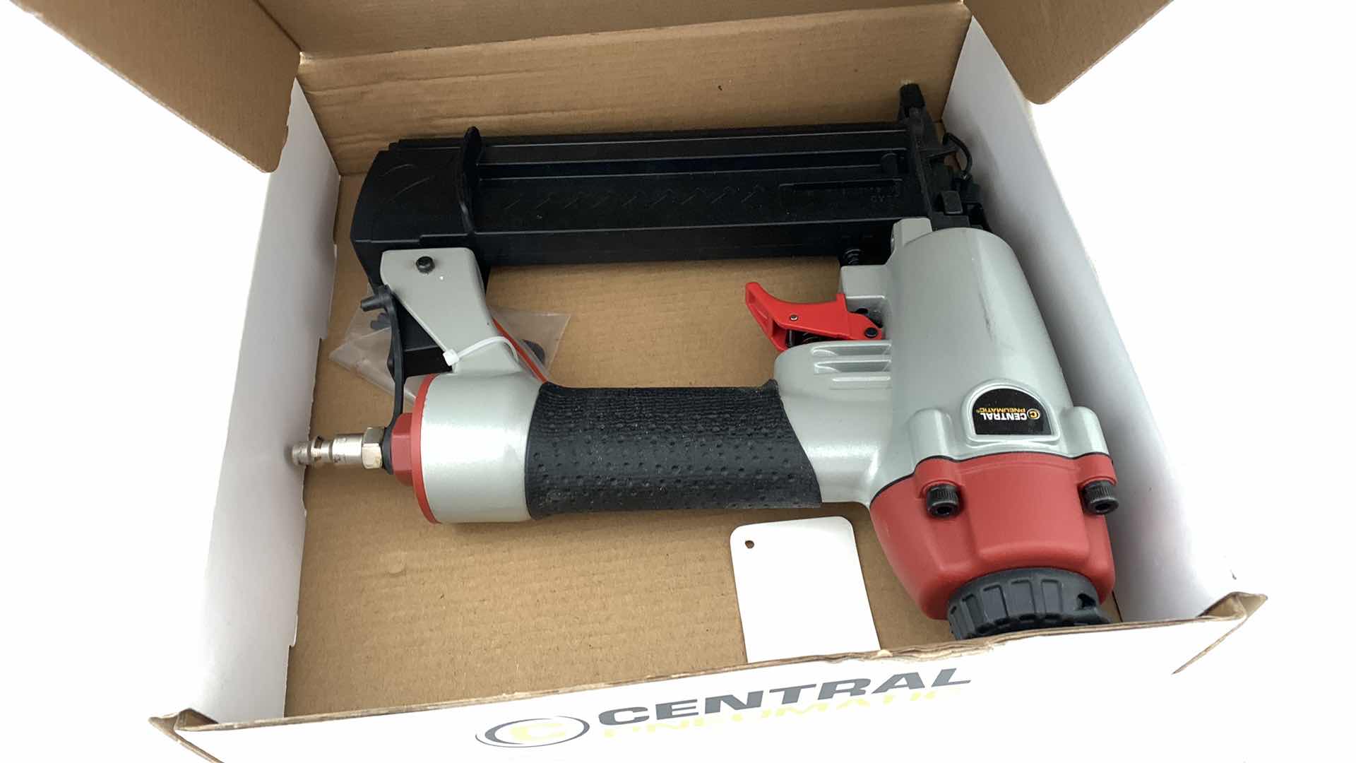 Photo 1 of CENTRAL PNEUMATIC 2-IN-1 AIR NAILER/STAPLER