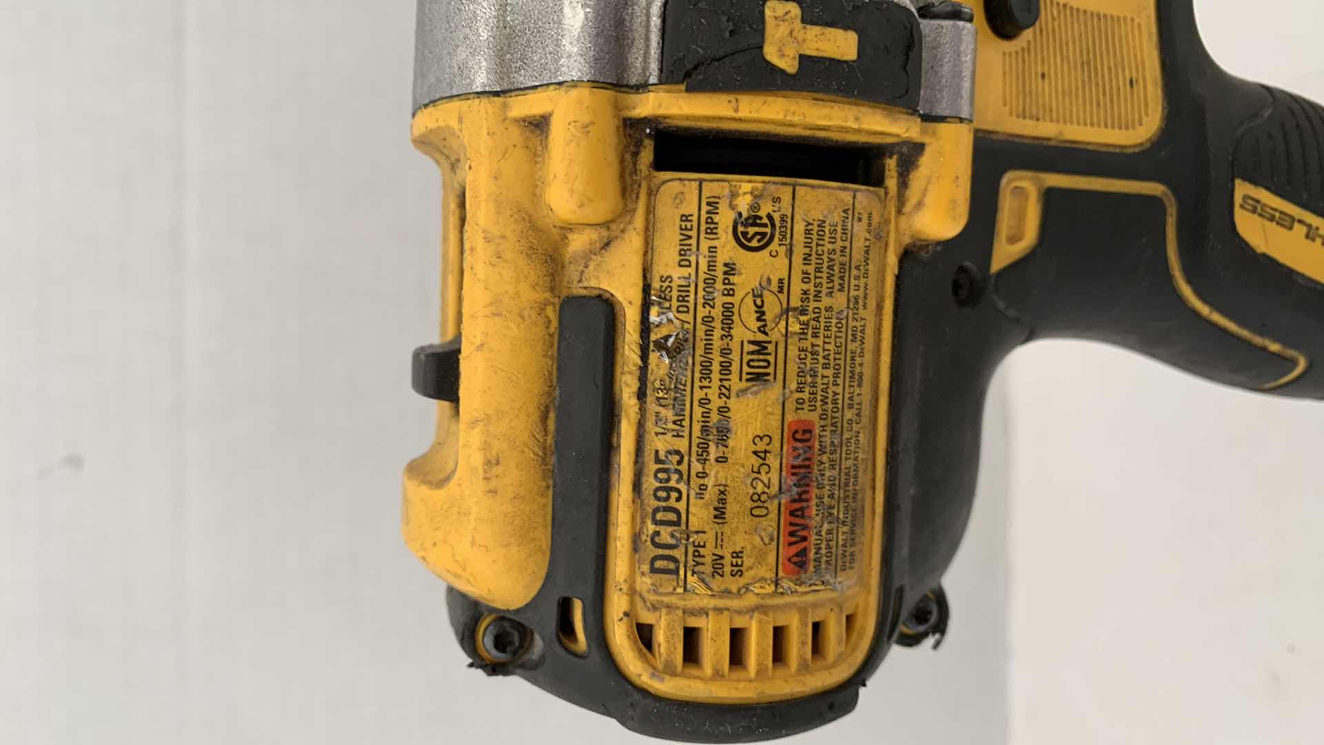 Photo 1 of DEWALT DCD995 CORDLESS DRILL WITH BATTERY