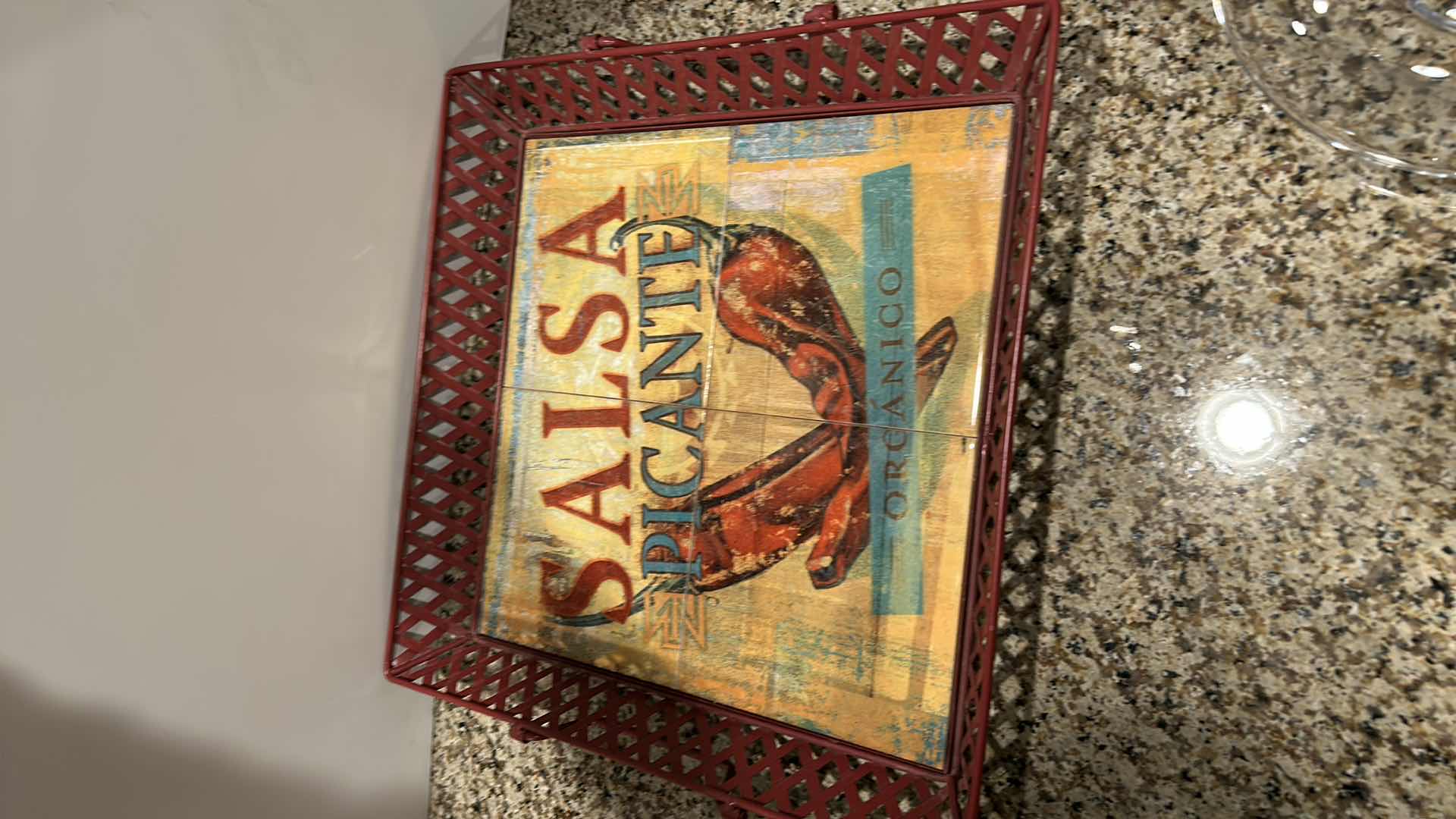 Photo 8 of KITCHEN ACCESSORIES - ICE BUCKET AND MORE