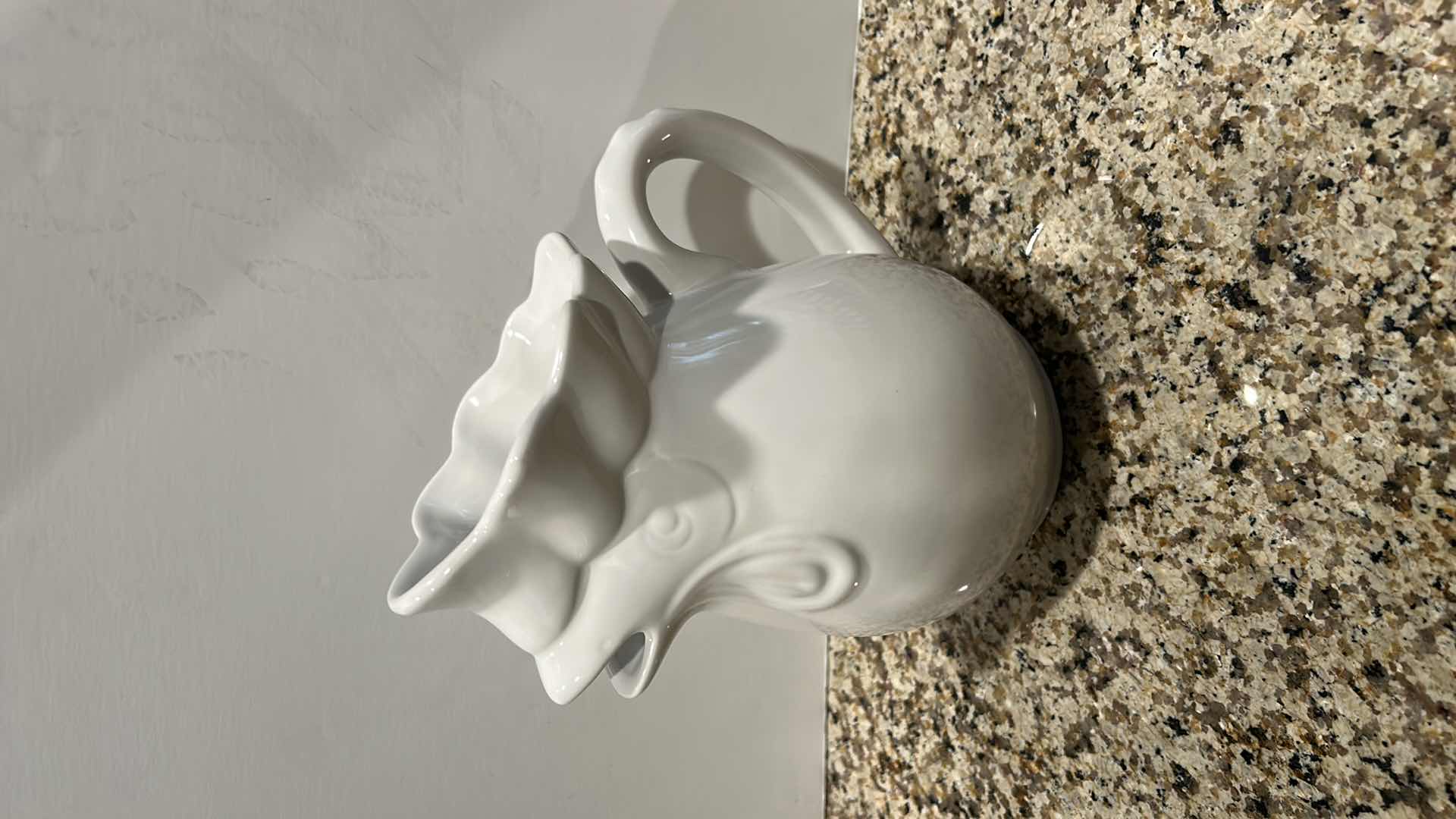 Photo 1 of KITCHEN ACCESSORIES - ICE BUCKET AND MORE