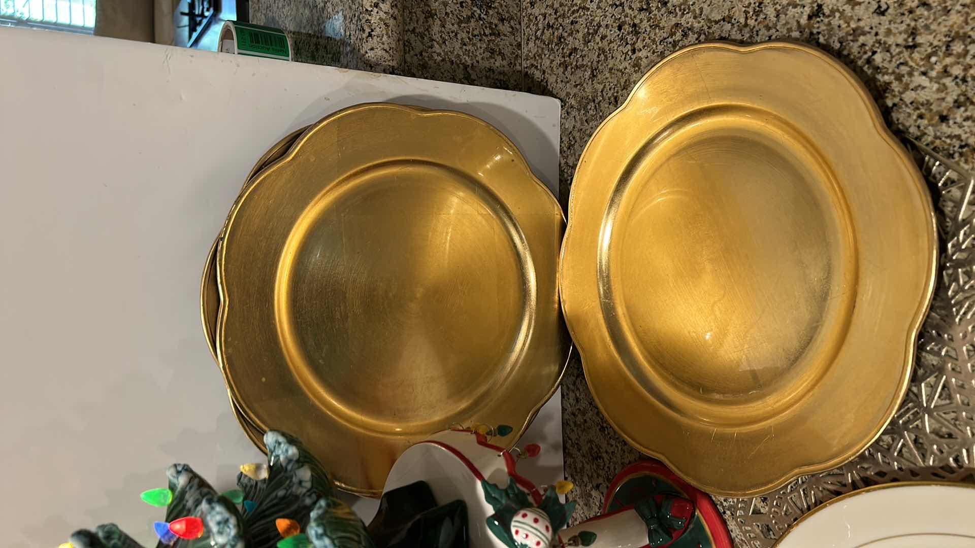 Photo 2 of CHRISTMAS DECOR