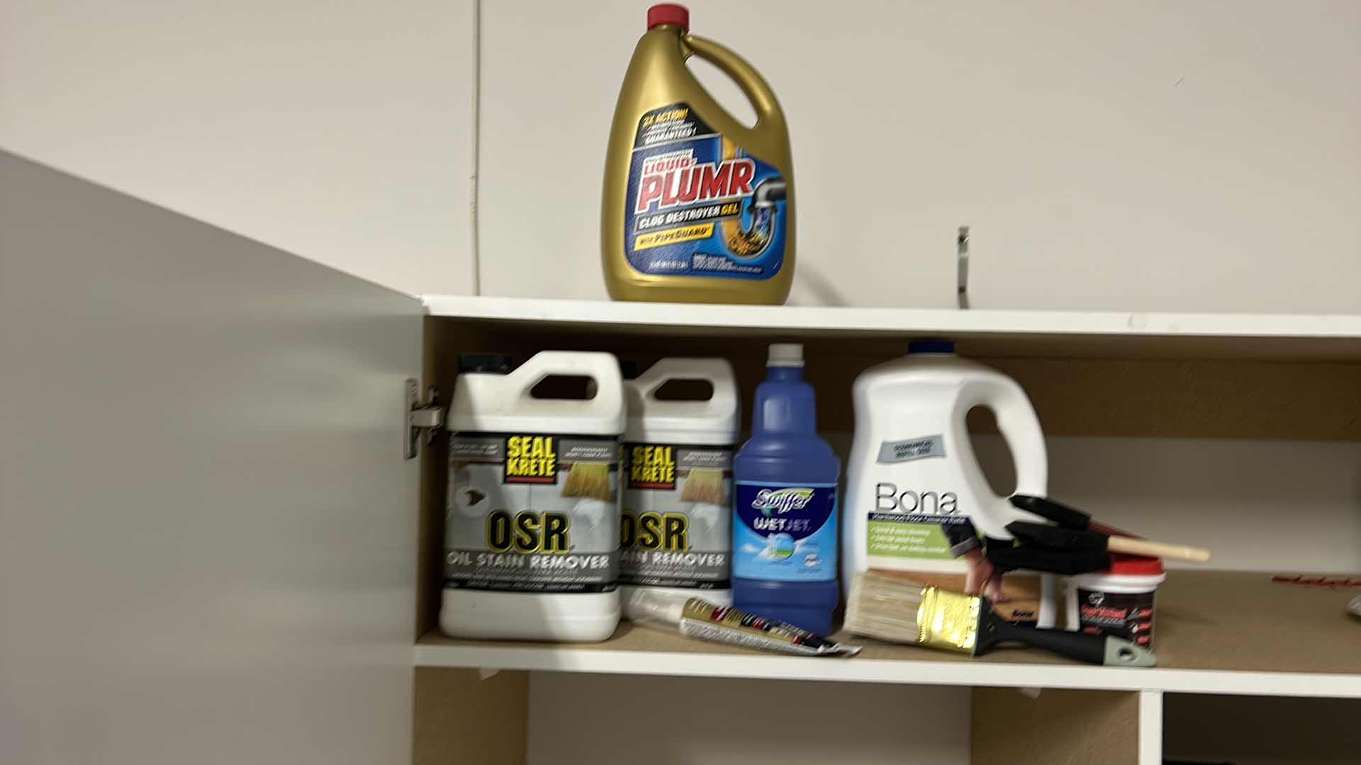 Photo 1 of HOUSEHOLD CLEANING AND MAINTENANCE PRODUCTS