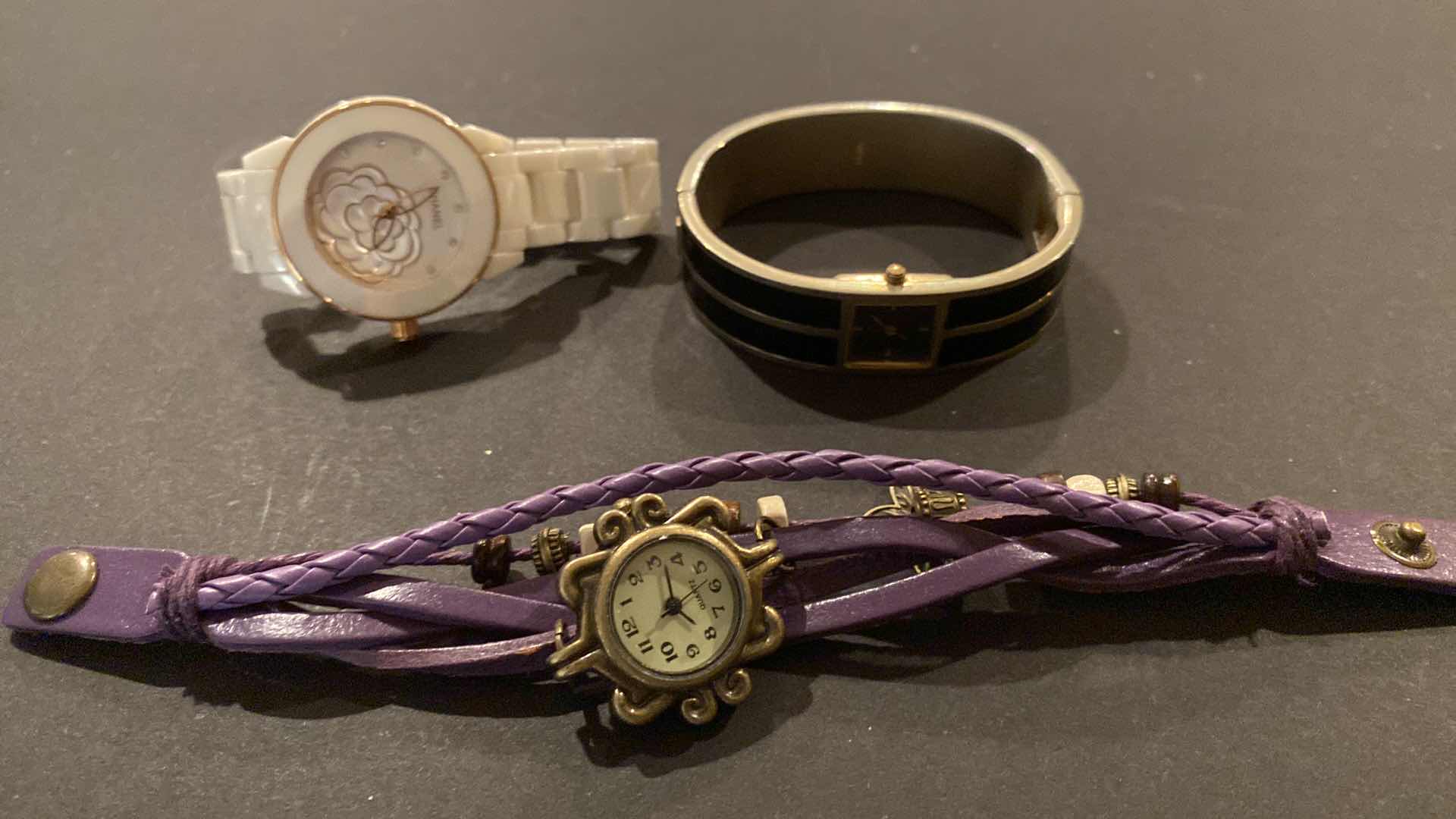 Photo 1 of LADIES FASHION WATCHES