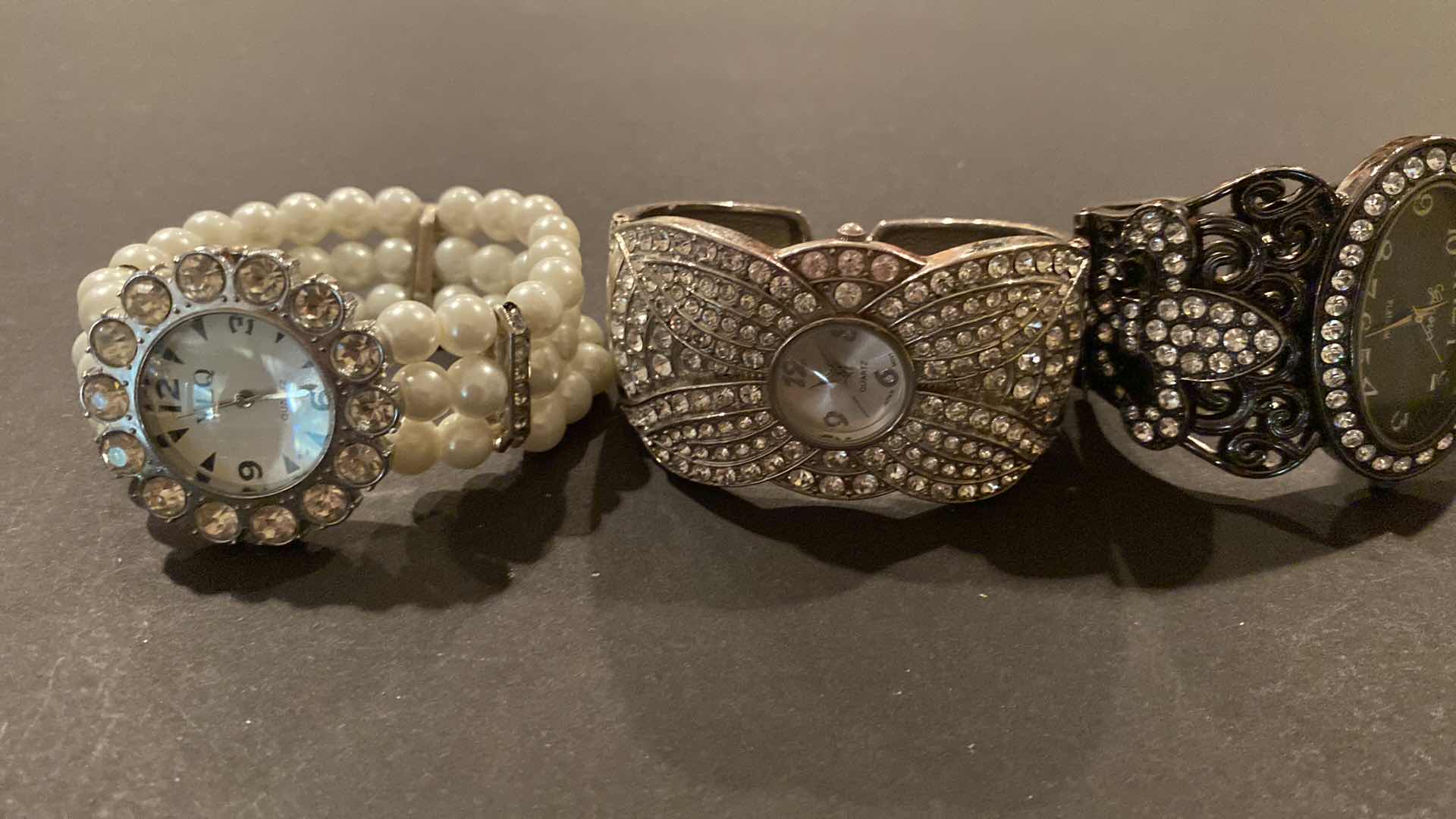 Photo 1 of LADIES FASHION WATCHES