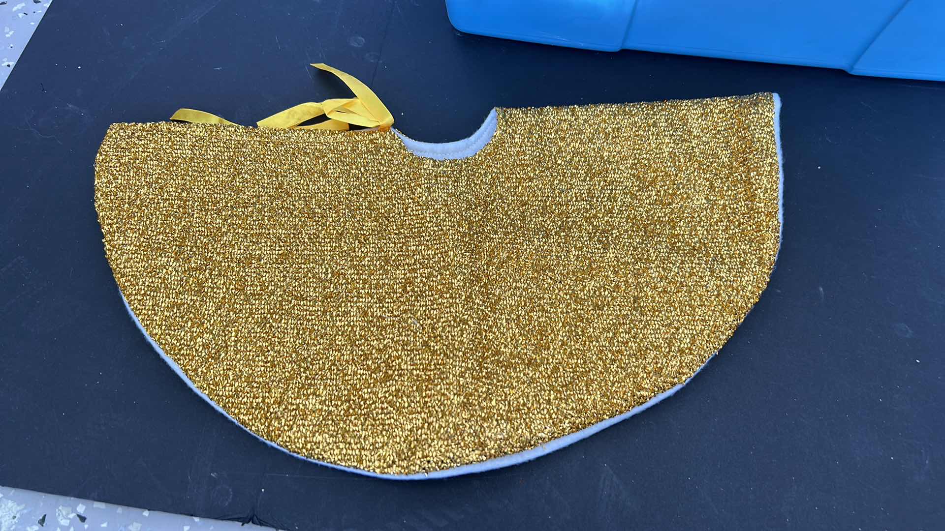 Photo 2 of TOTE OF CHRISTMAS DECORATIONS