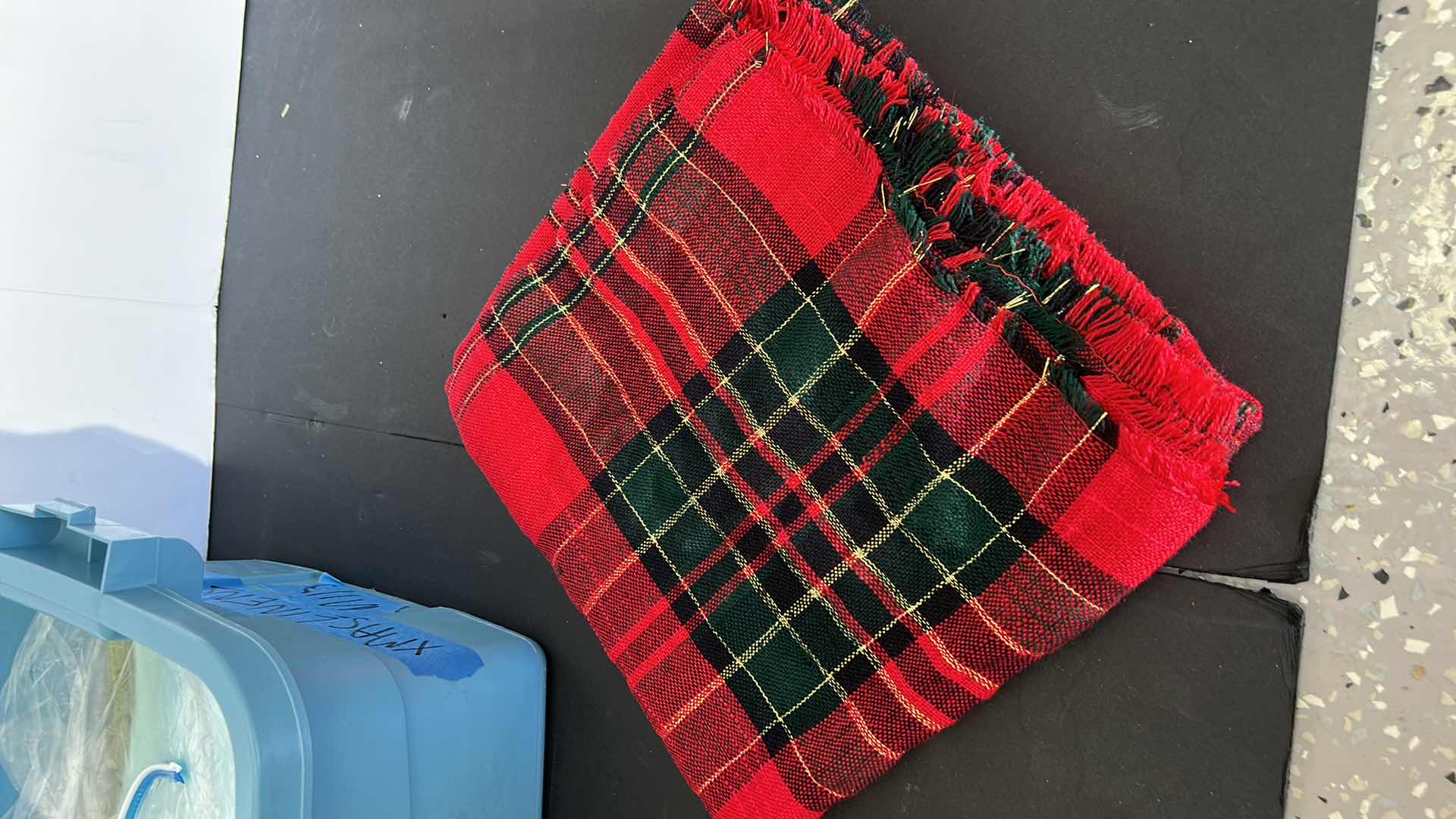 Photo 3 of TOTE OF CHRISTMAS DECORATIONS