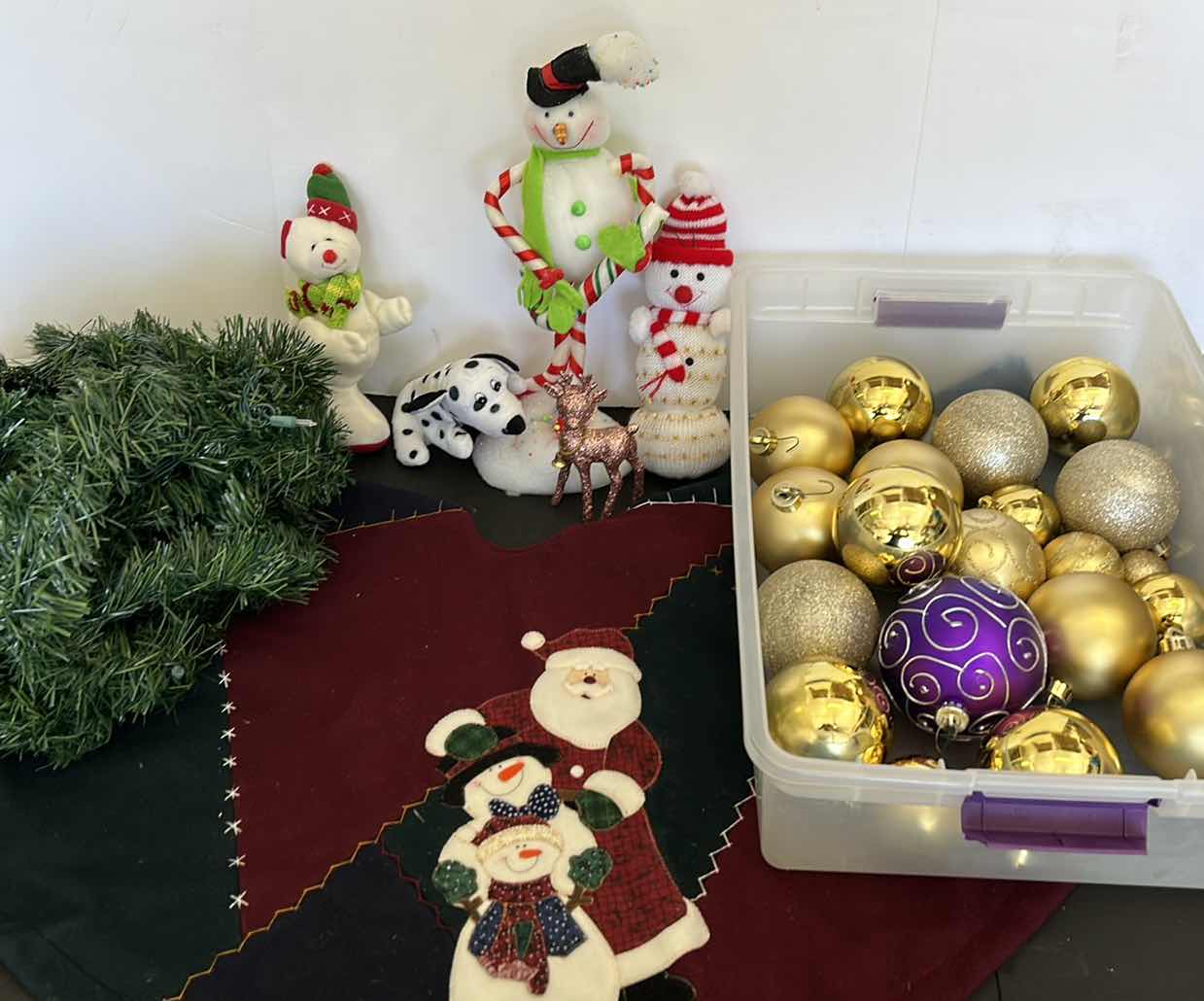 Photo 1 of TOTE WITH CHRISTMAS DECORATIONS