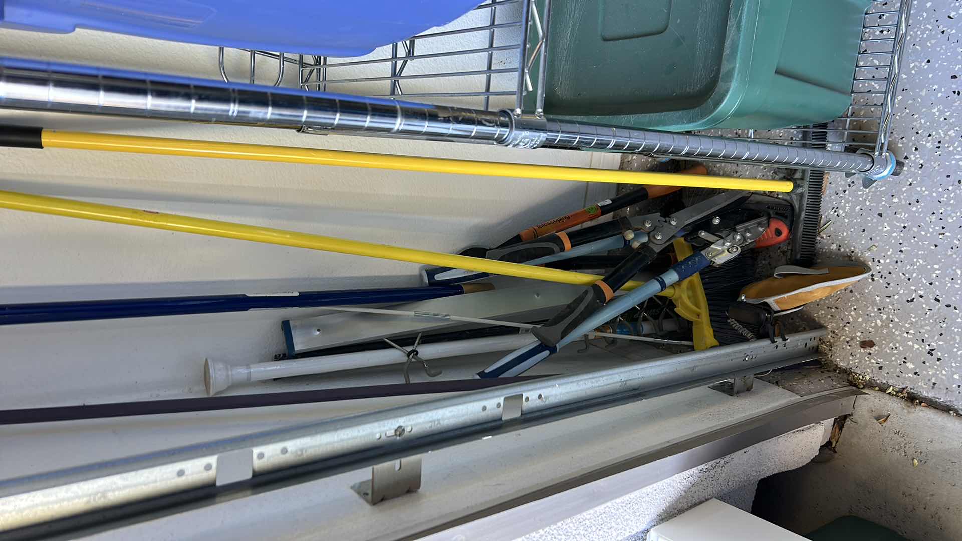 Photo 6 of GARDEN TOOLS