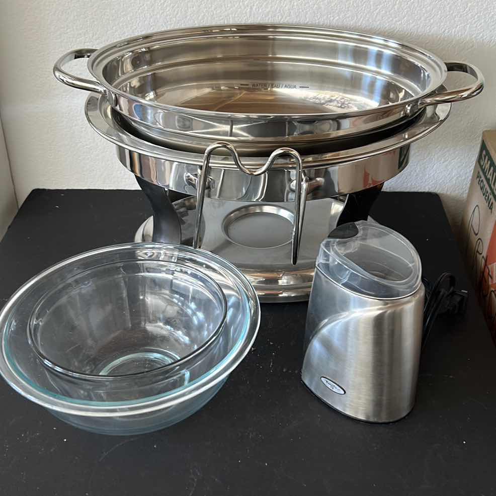 Photo 1 of KITCHEN ITEMS