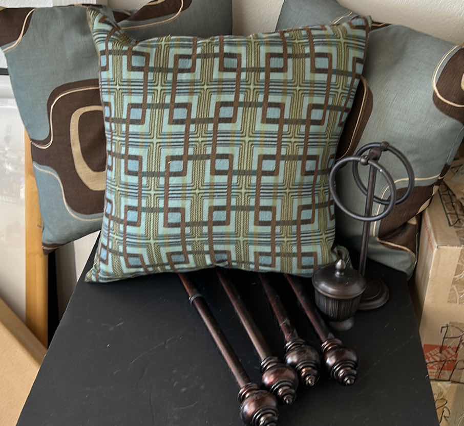 Photo 3 of HOME DECOR, PILLOWS AND MORE