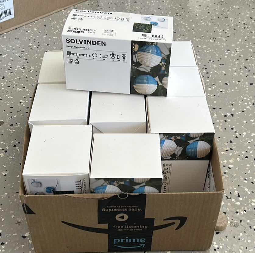 Photo 1 of 10 BOXES HANGING LIGHTS