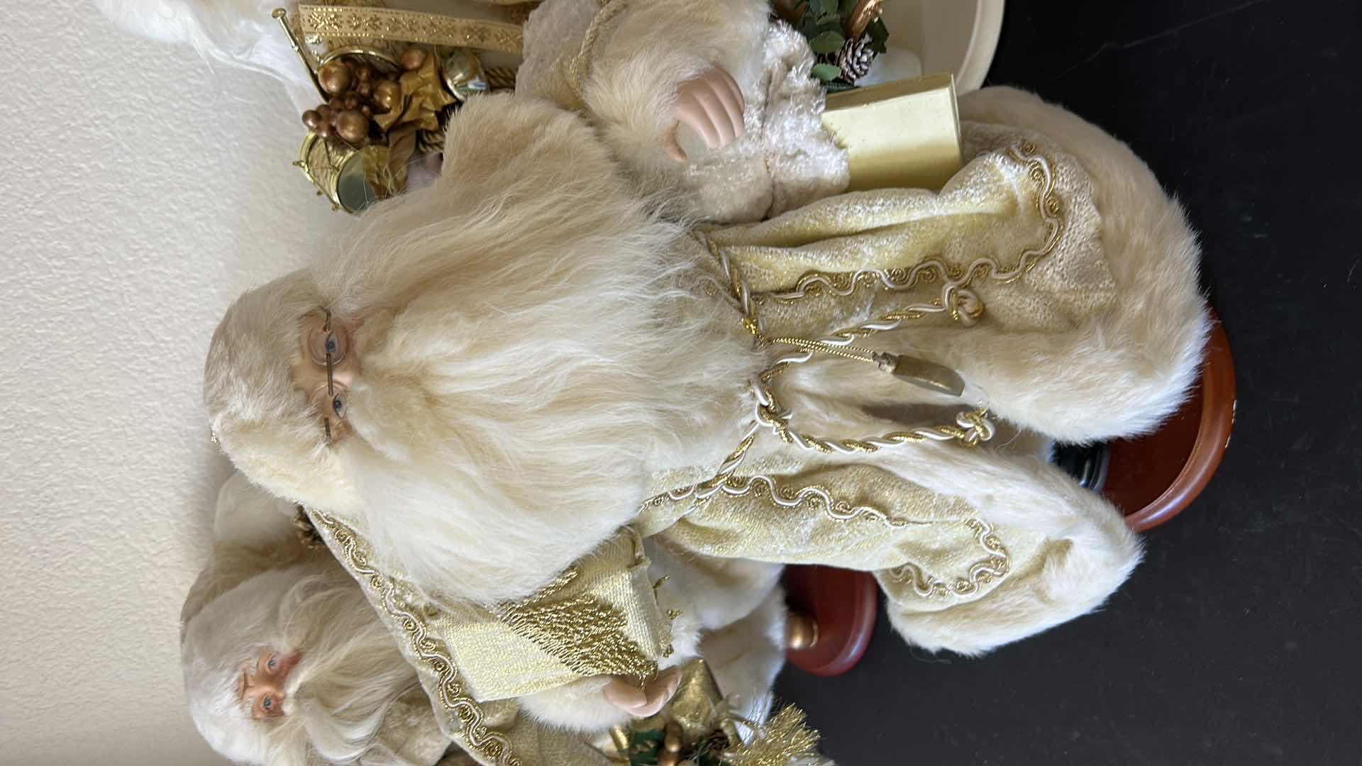 Photo 1 of 3 SANTA H17”