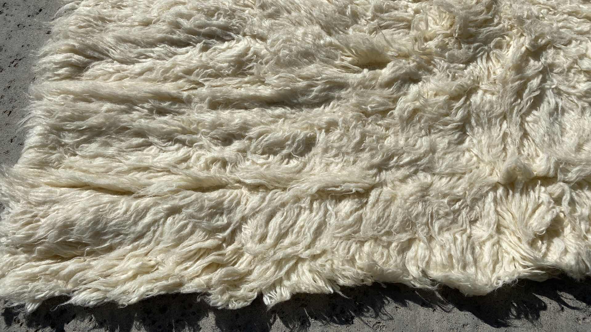 Photo 3 of ACRYLIC RUG 8’ X 8’