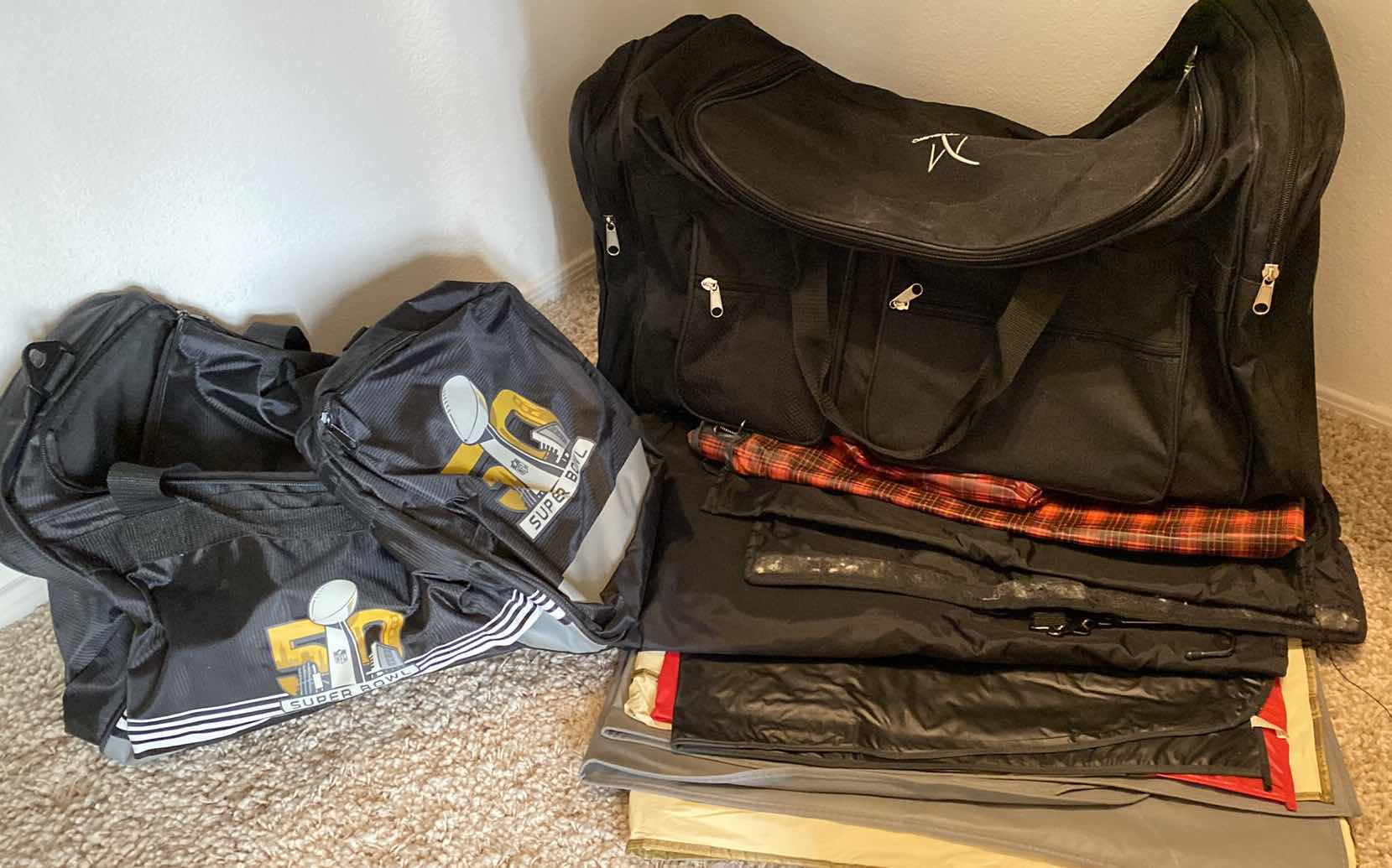 Photo 1 of GARMENT BAGS AND TOTES