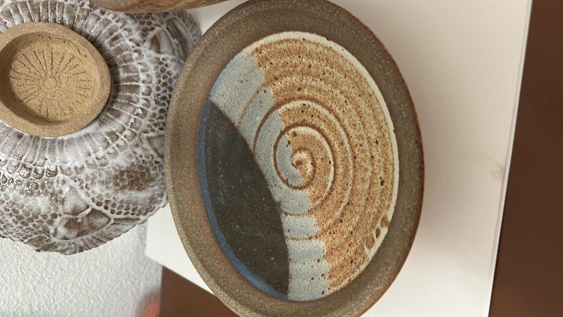 Photo 1 of 3 POTTERY ITEMS