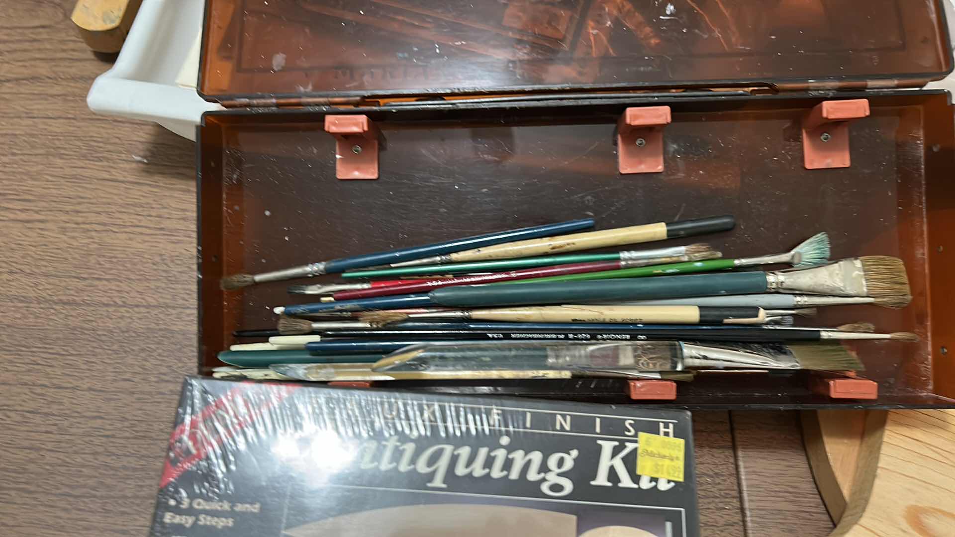 Photo 1 of ARTISTS PAINTING SUPPLIES