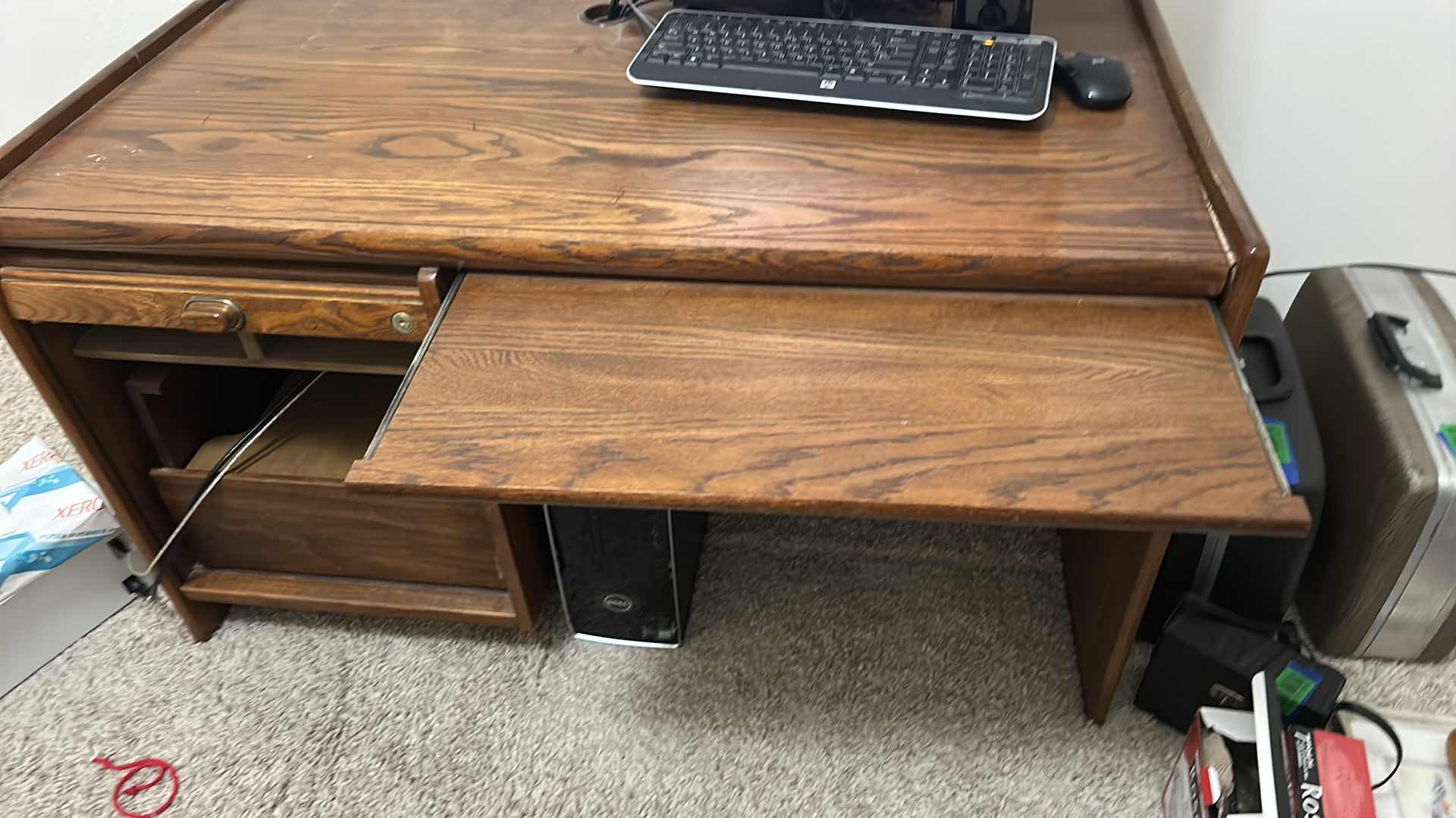 Photo 2 of COMPUTER DESK (ELECTRONICS NOT INCLUDED) 47 1/2“ x 26 1/2“ x 27“ and