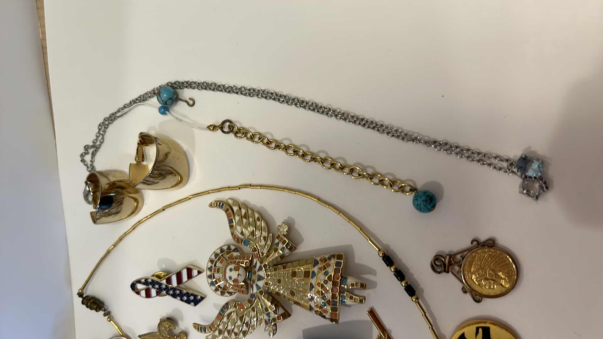 Photo 5 of COSTUME JEWELRY ASSORTMENT