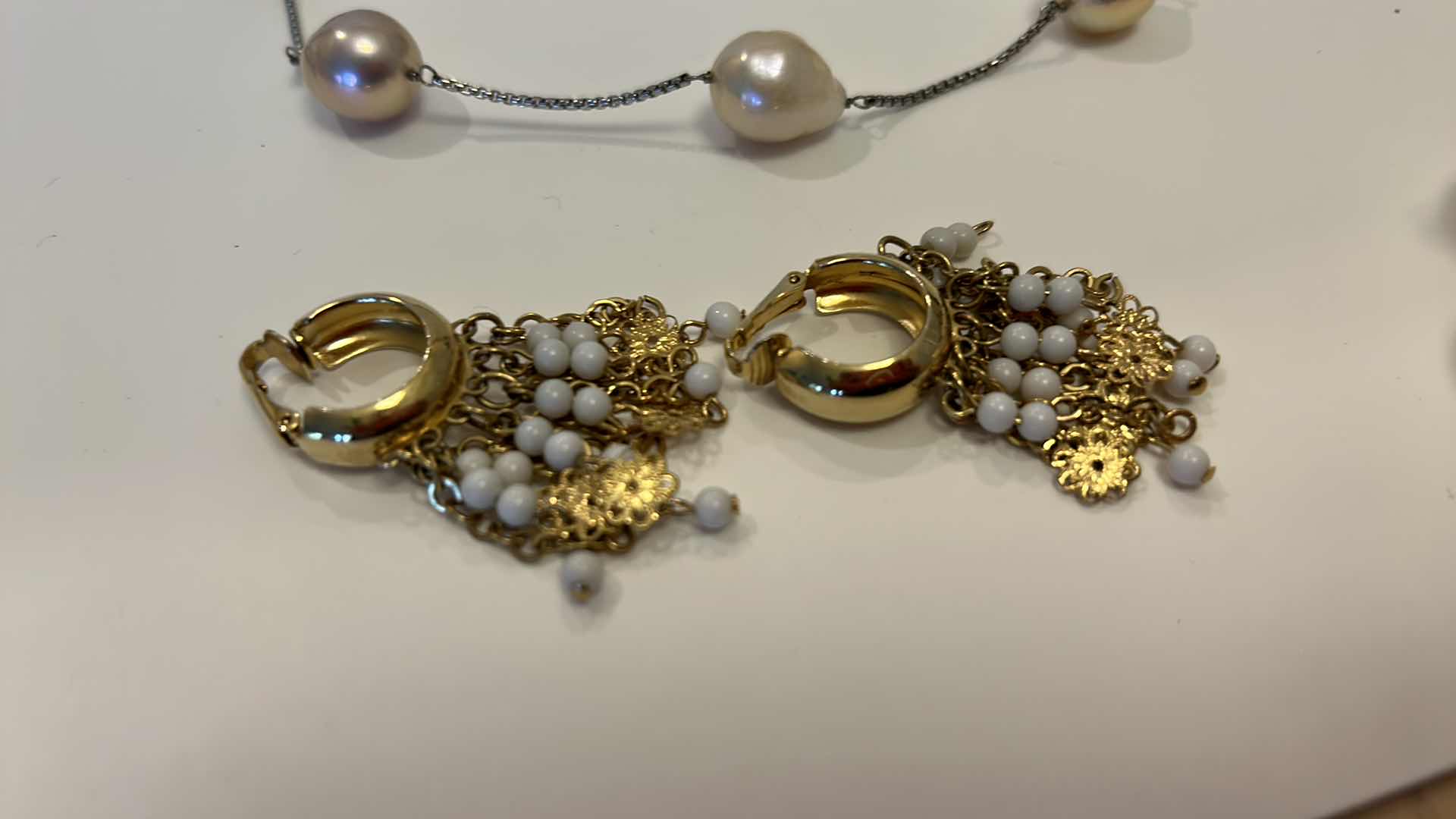 Photo 7 of COSTUME JEWELRY ASSORTMENT