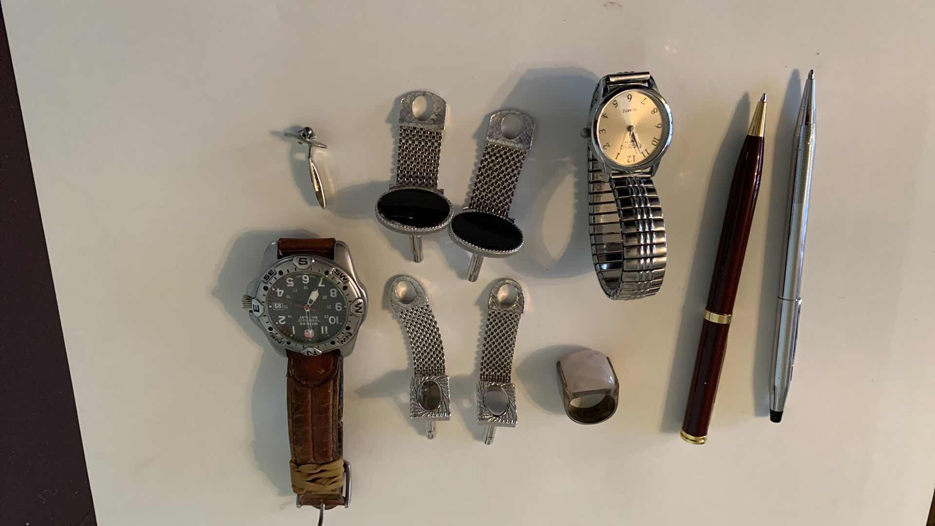 Photo 5 of MEN’S JEWELRY AND CROSS PEN