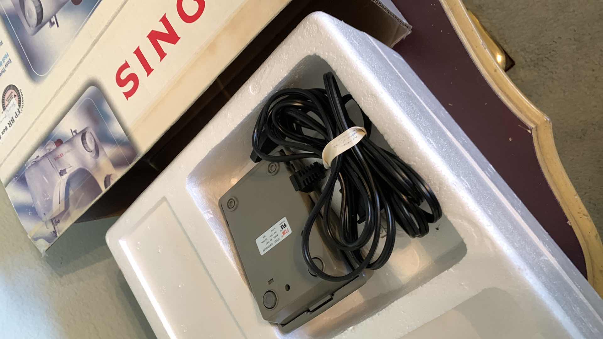 Photo 1 of SINGER PRELUDE SEWING MACHINE