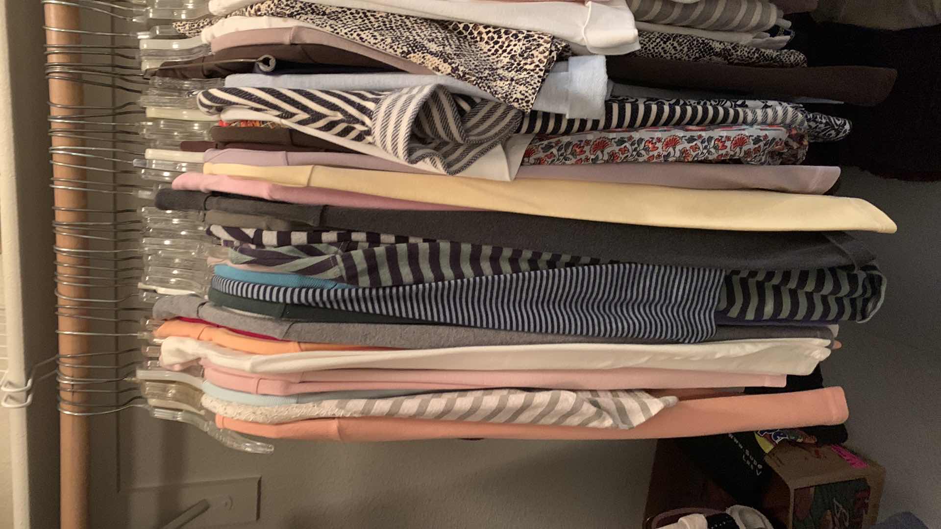 Photo 1 of CONTENTS OF CLOSET WOMENS CLOTHING SIZE L