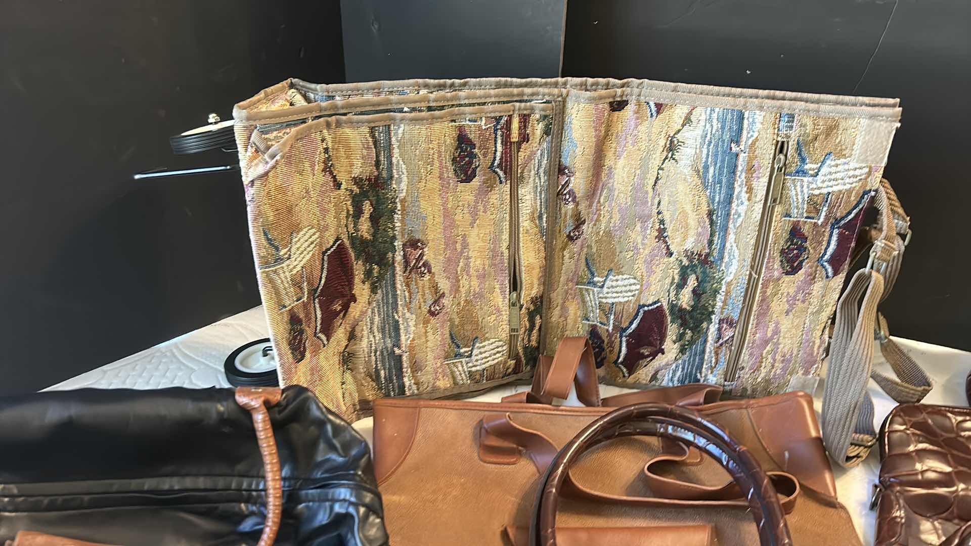 Photo 4 of LADIES TRAVEL BAGS AND MORE