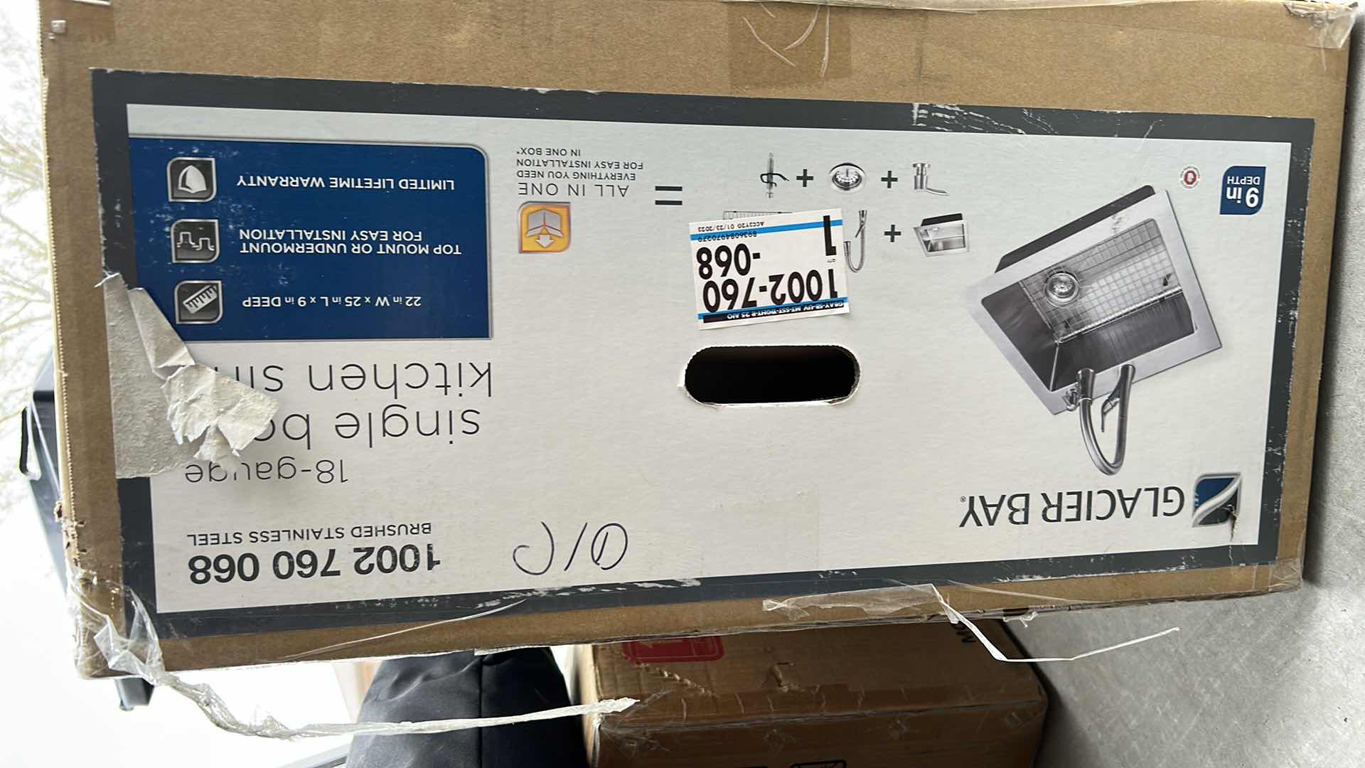 Photo 1 of NEW GLACIER BAY 18 GUAGE SINGLE BOWL KITCHEN SINK BRUSHED STAINLESS STEEL 