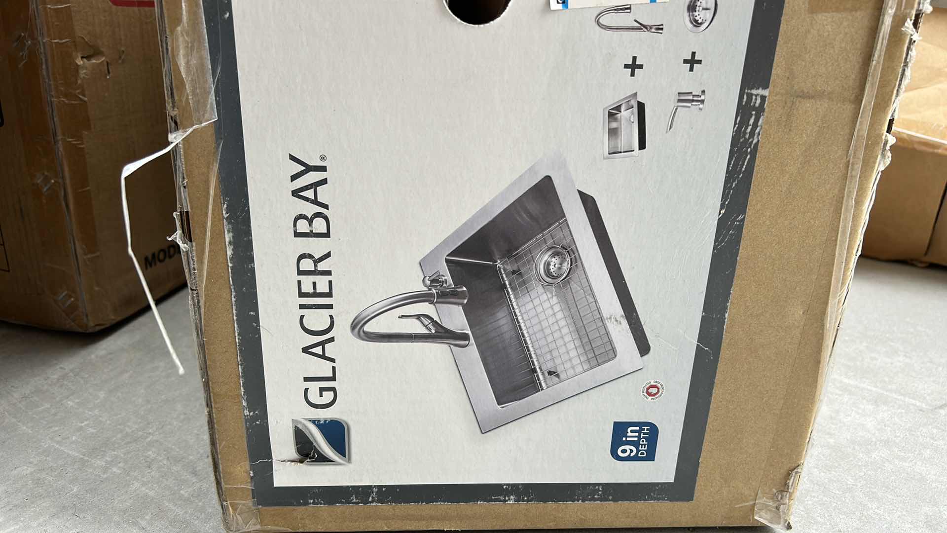 Photo 1 of NEW GLACIER BAY 18 GUAGE SINGLE BOWL KITCHEN SINK BRUSHED STAINLESS STEEL 