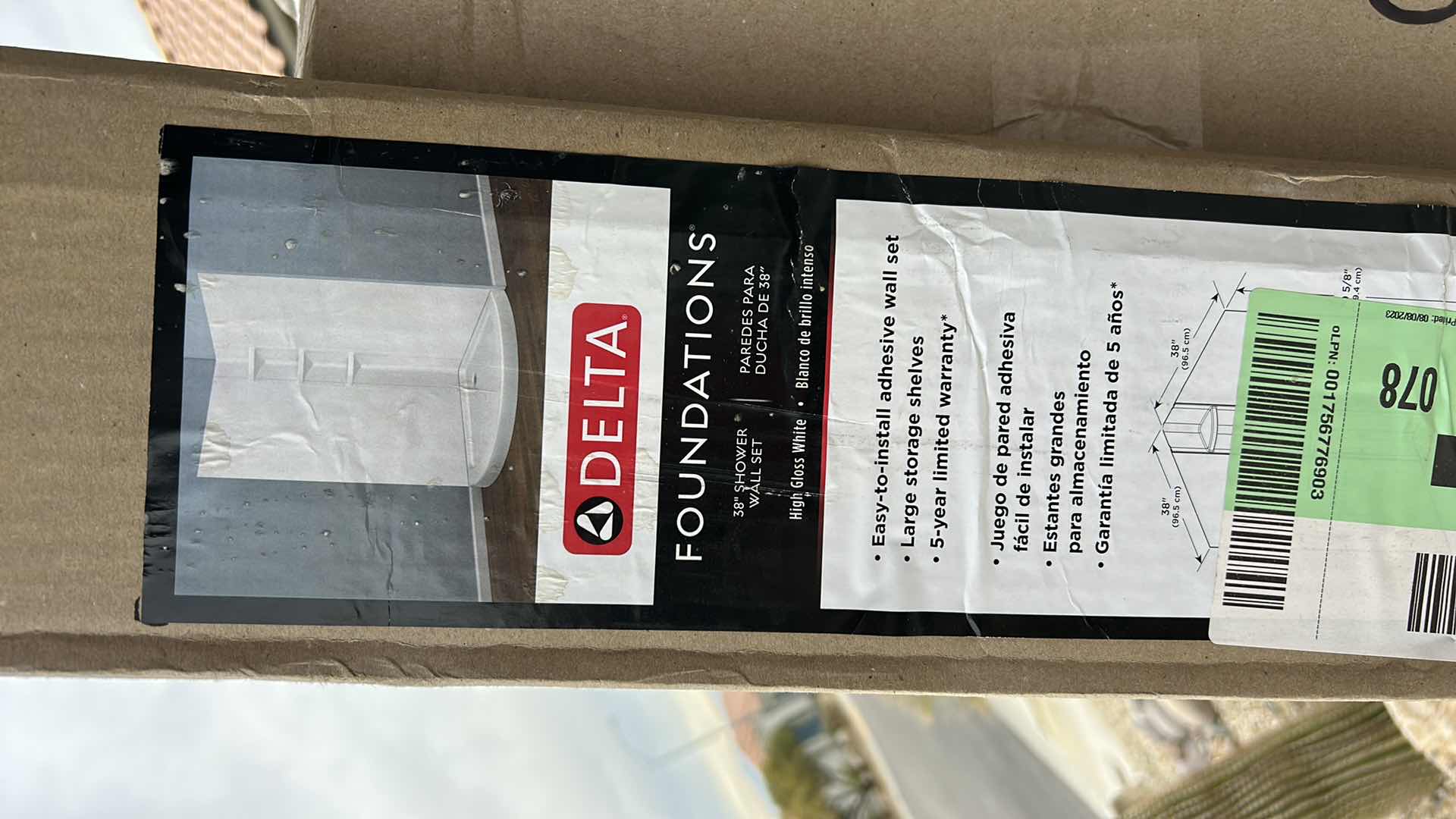 Photo 1 of DELTA FOUNDATIONS 38" X 38" SHOWER WALL SET HIGH GLOSS WHITE