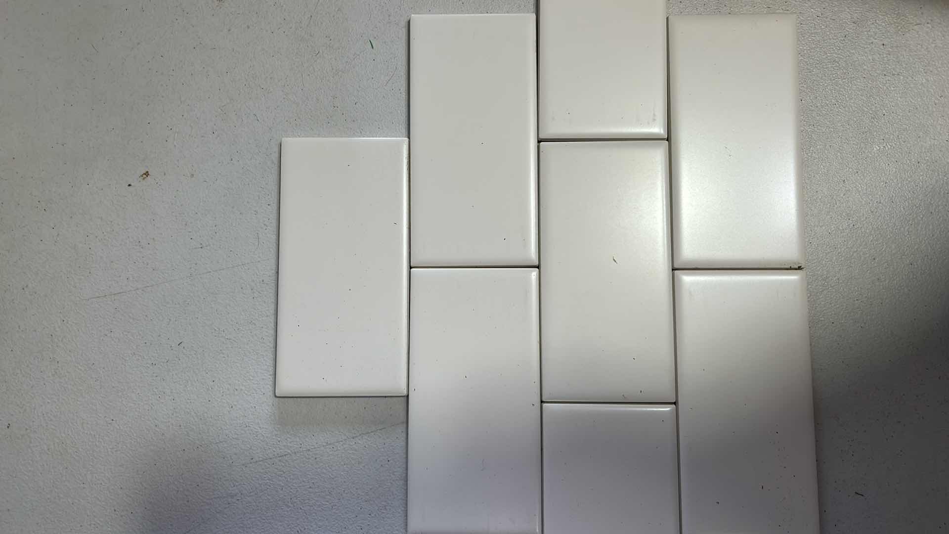 Photo 1 of 7 CASES - NEW DALTILE MATTE ARTIC WHITE 3" X 6" MODULAR  SUBWAY TILE $53.63 CASE 700 pcs TOTAL