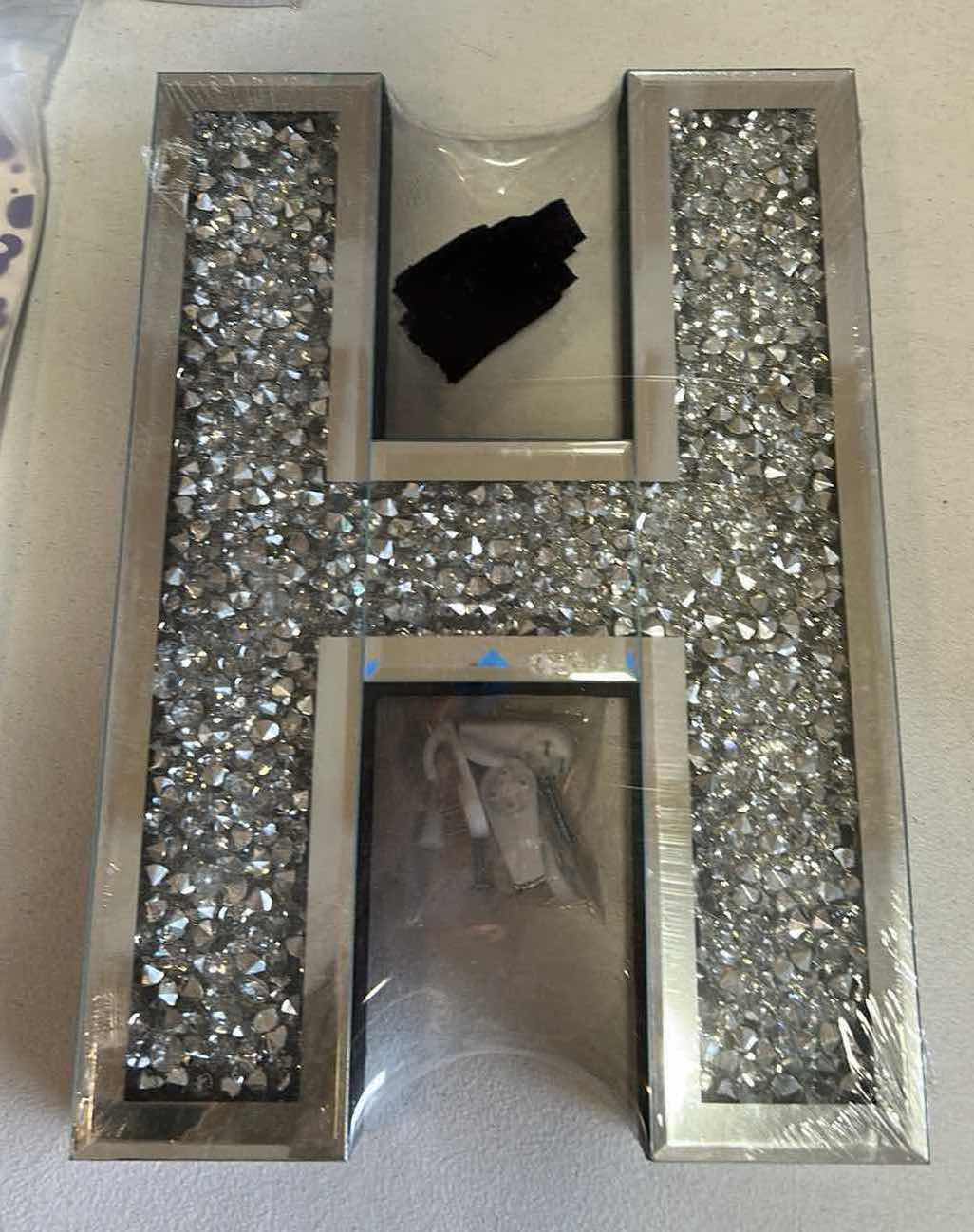 Photo 1 of BEAUTIFUL HOME DECOR  "THE LETTER H" FOR WALL OR SHELF 9 3/4” x 1.5” X 14” 