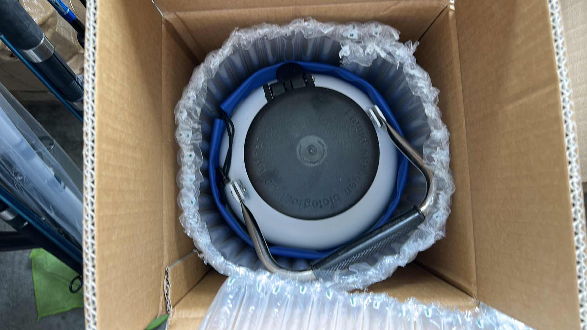 Photo 1 of BONVOISIN LIQUID NITRO CANNISTERS