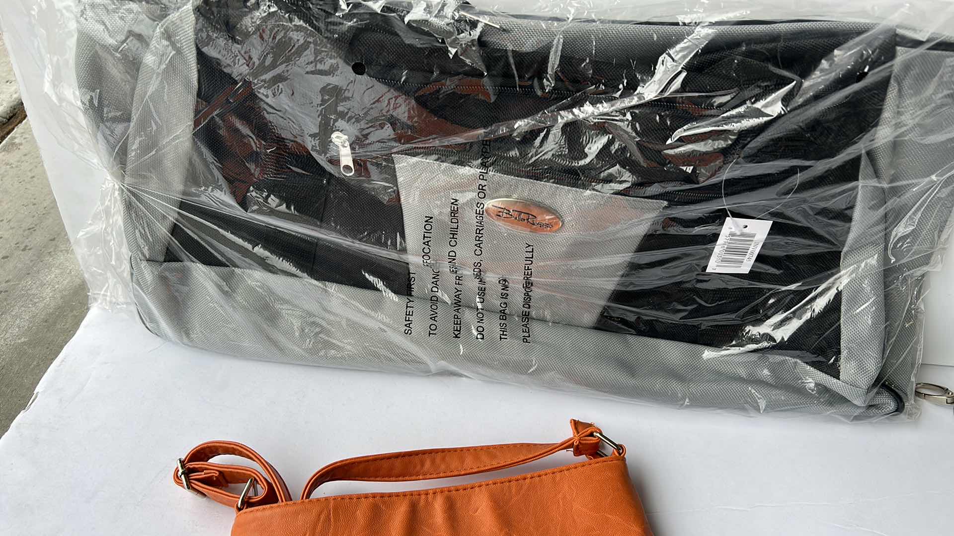 Photo 1 of LADIES PURSE ASSORTMENT