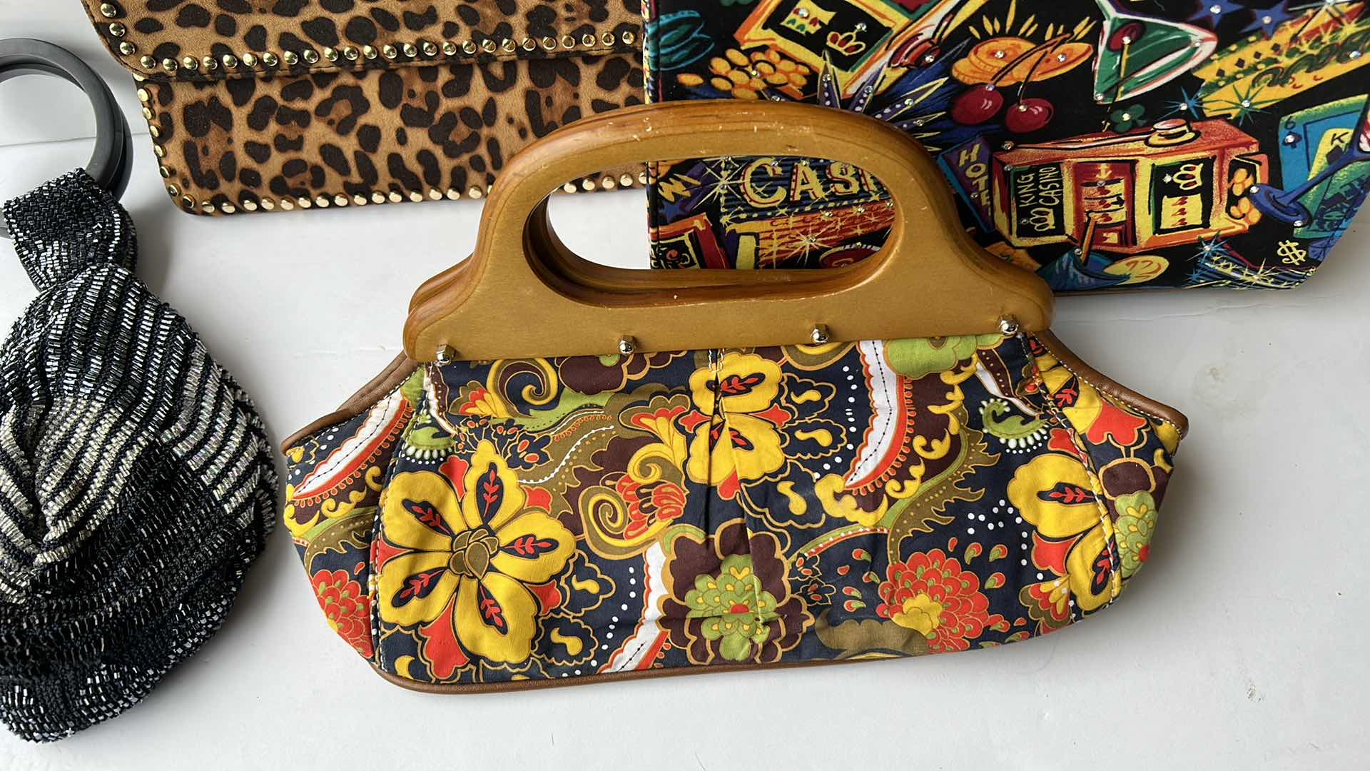 Photo 1 of LADIES PURSE ASSORTMENT