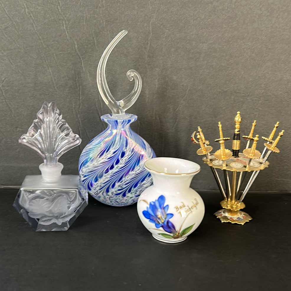 Photo 1 of 4 PC HOME DECOR ACCESSORIES TALLEST H7”