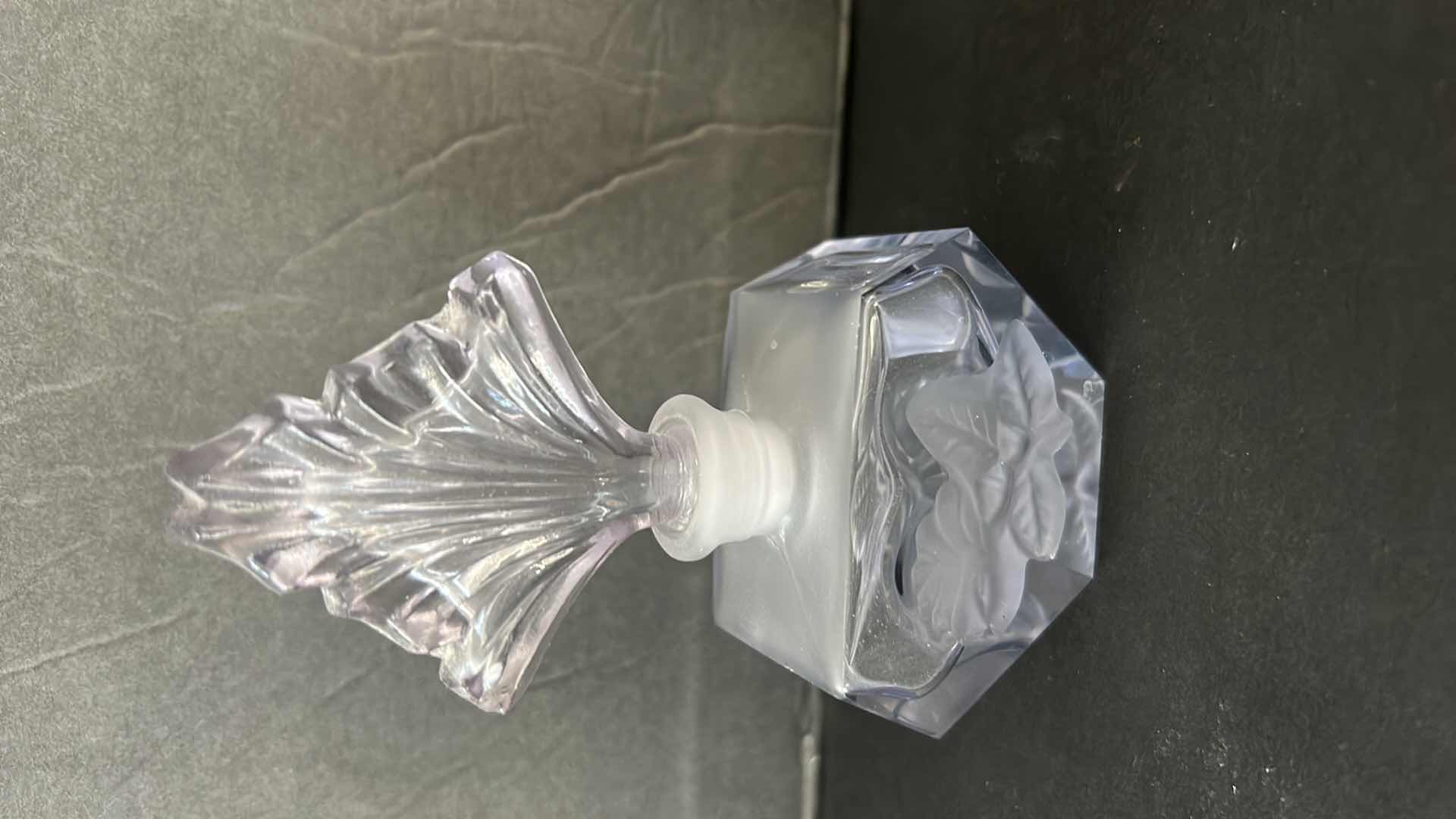 Photo 3 of 4 PC HOME DECOR ACCESSORIES TALLEST H7”