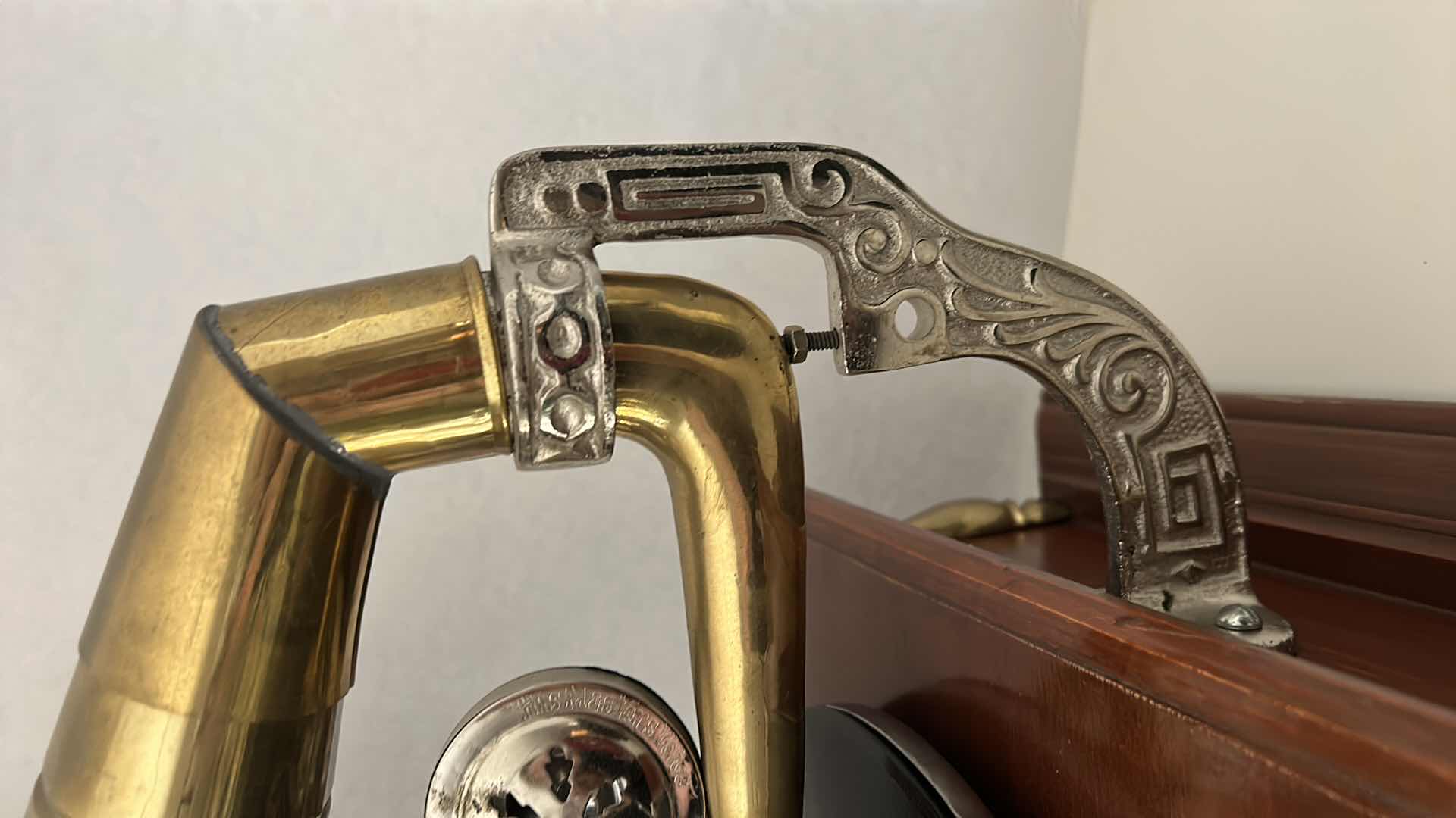 Photo 7 of VINTAGE VICTROLA WITH RECORDS 15” x 18” x H27”