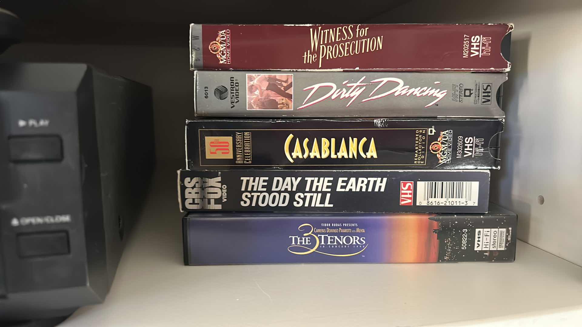 Photo 5 of TOSHIBA 5 DISC CAROUSEL CHANGER WITH REMOTE DVD’s AND DISC CLEANER