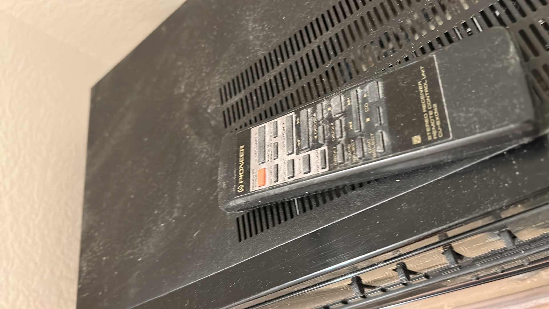 Photo 1 of STEREO AND AUDIO EQUIPMENT