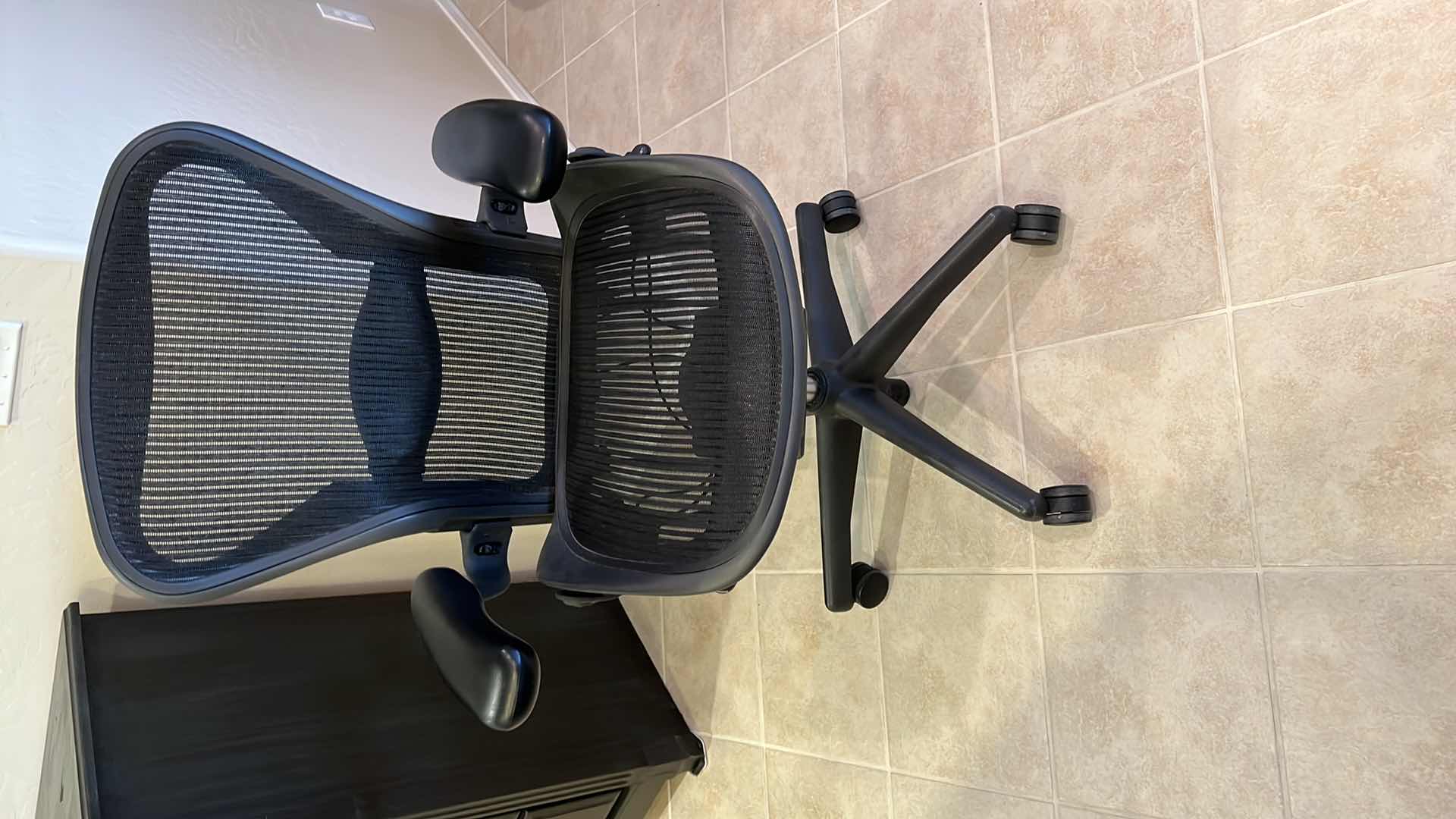 Photo 1 of HERMAN-MILLER AERON BLACK OFFICE CHAIR (SIZE B) INCLUDES NEW PNEUMATIC CYLINDER, PLASTIC OFFICE FLOOR MAT