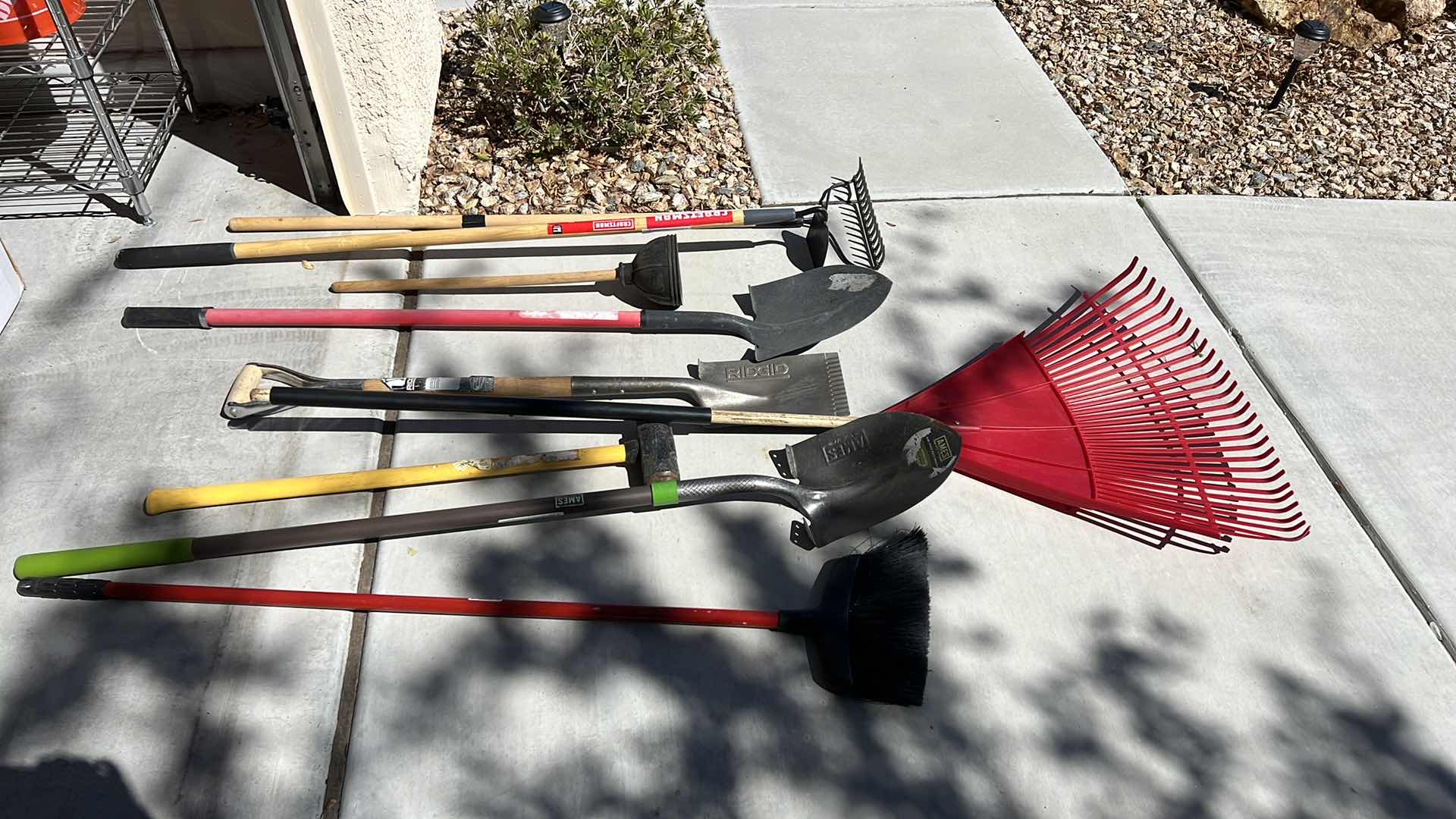 Photo 1 of LAWN & GARDEN TOOLS